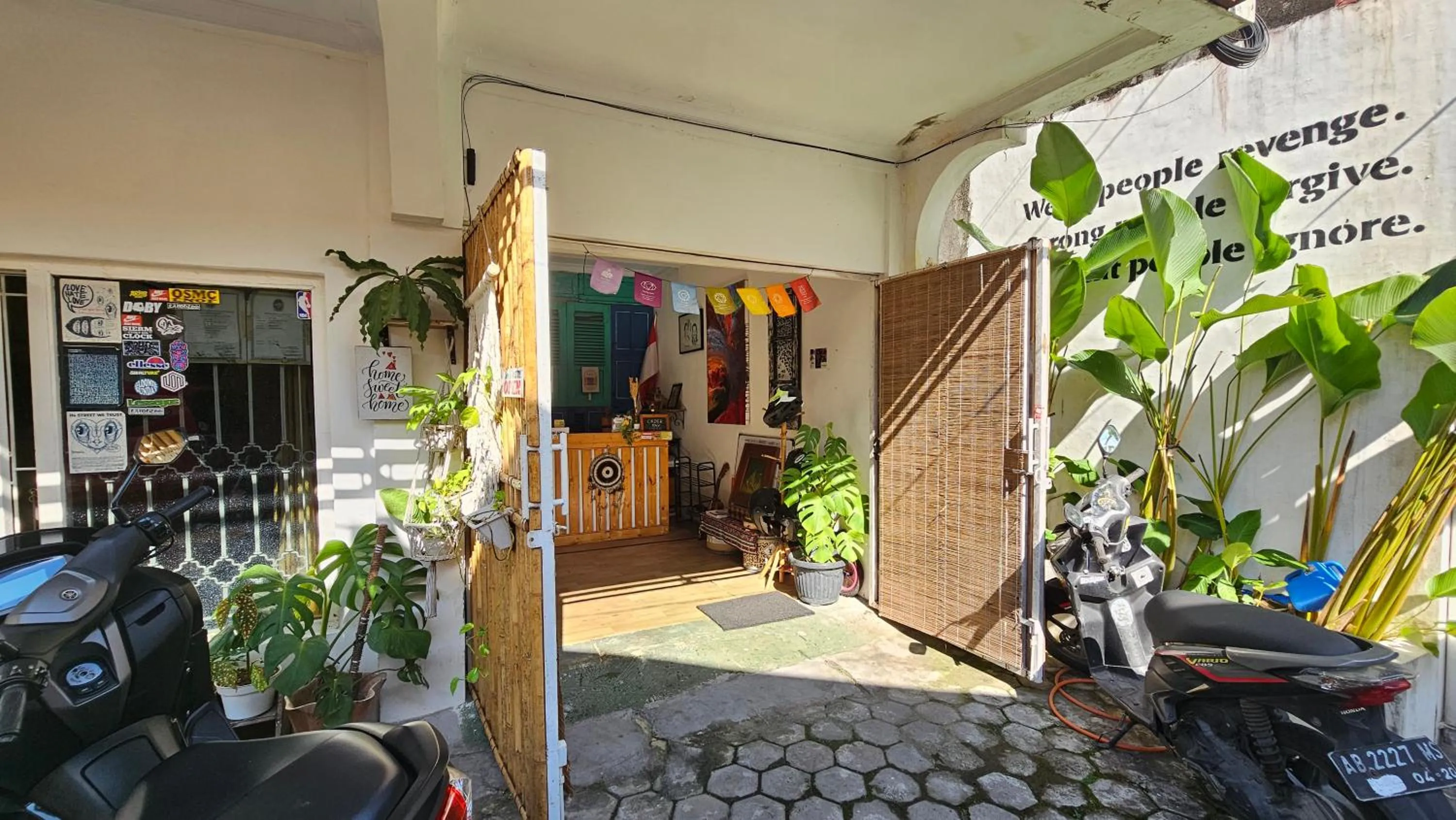 Day in Oke Baik Hostel