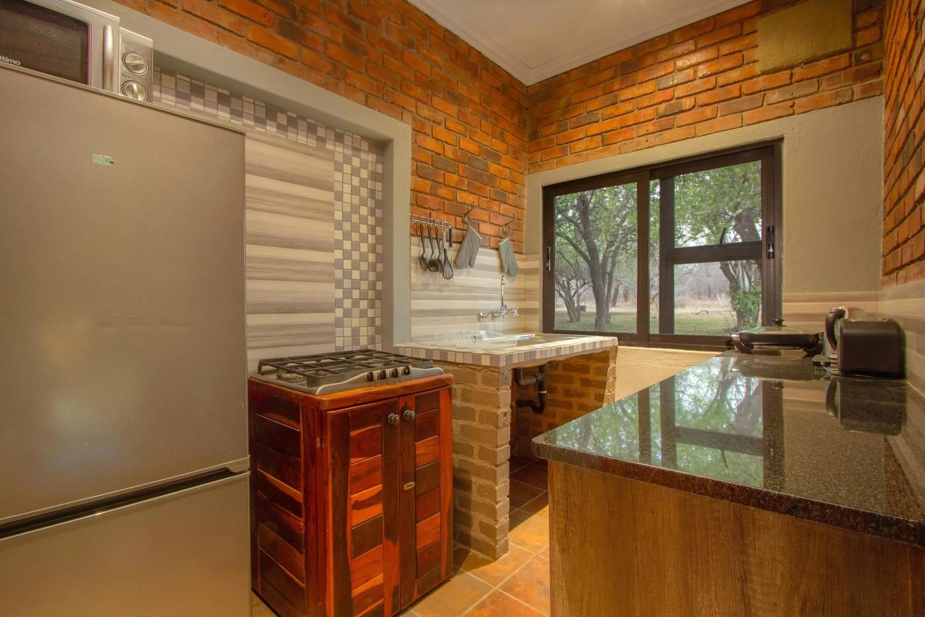 Kitchen or kitchenette in Doringpoort Lodge