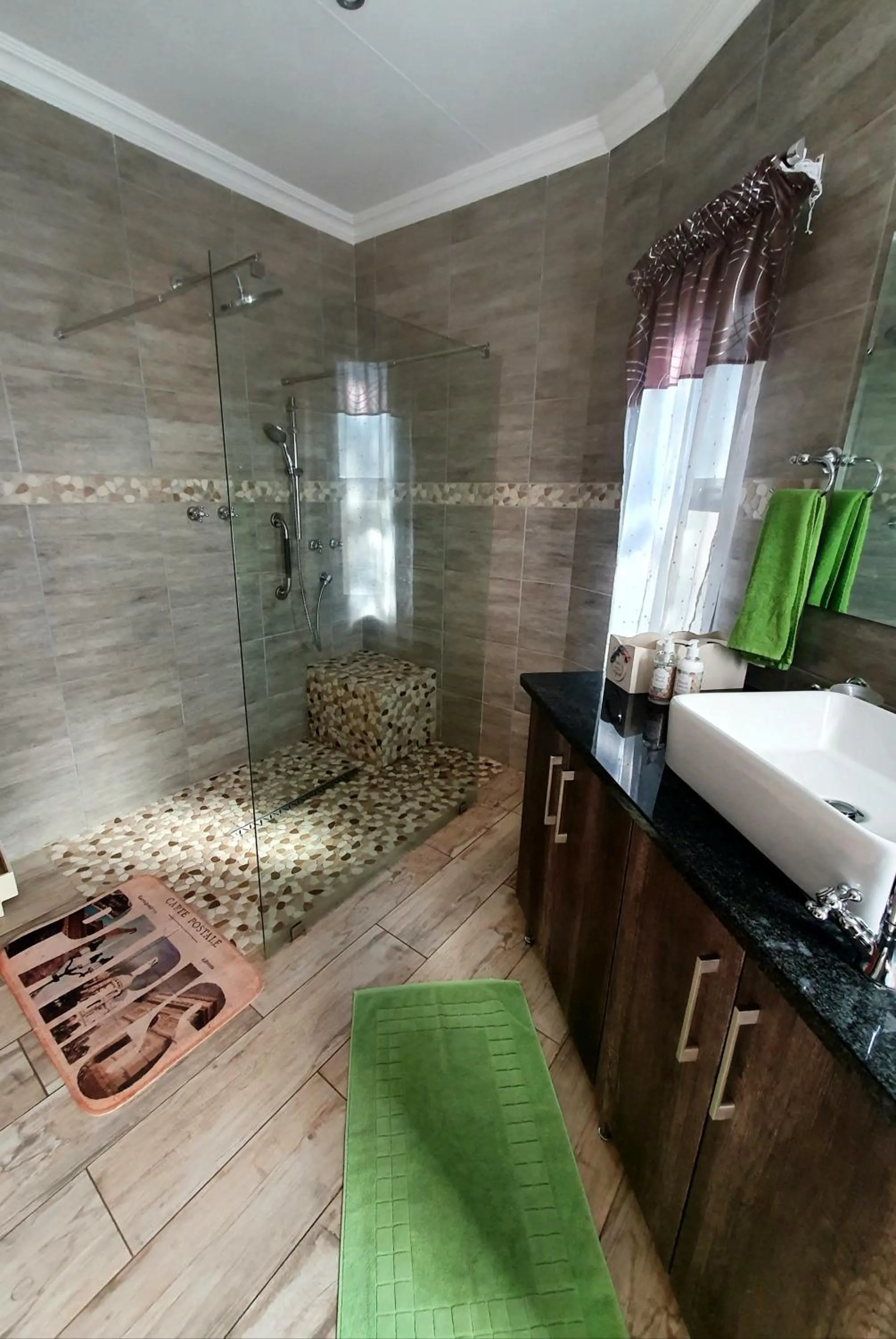 Bathroom in Doringpoort Lodge