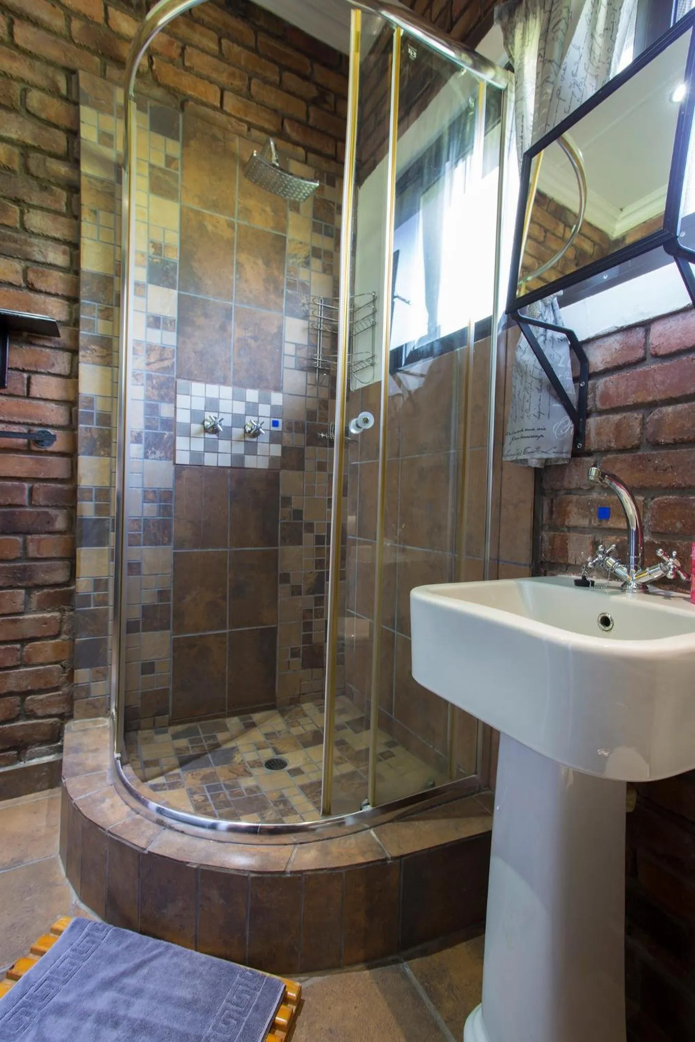 Bathroom in Doringpoort Lodge