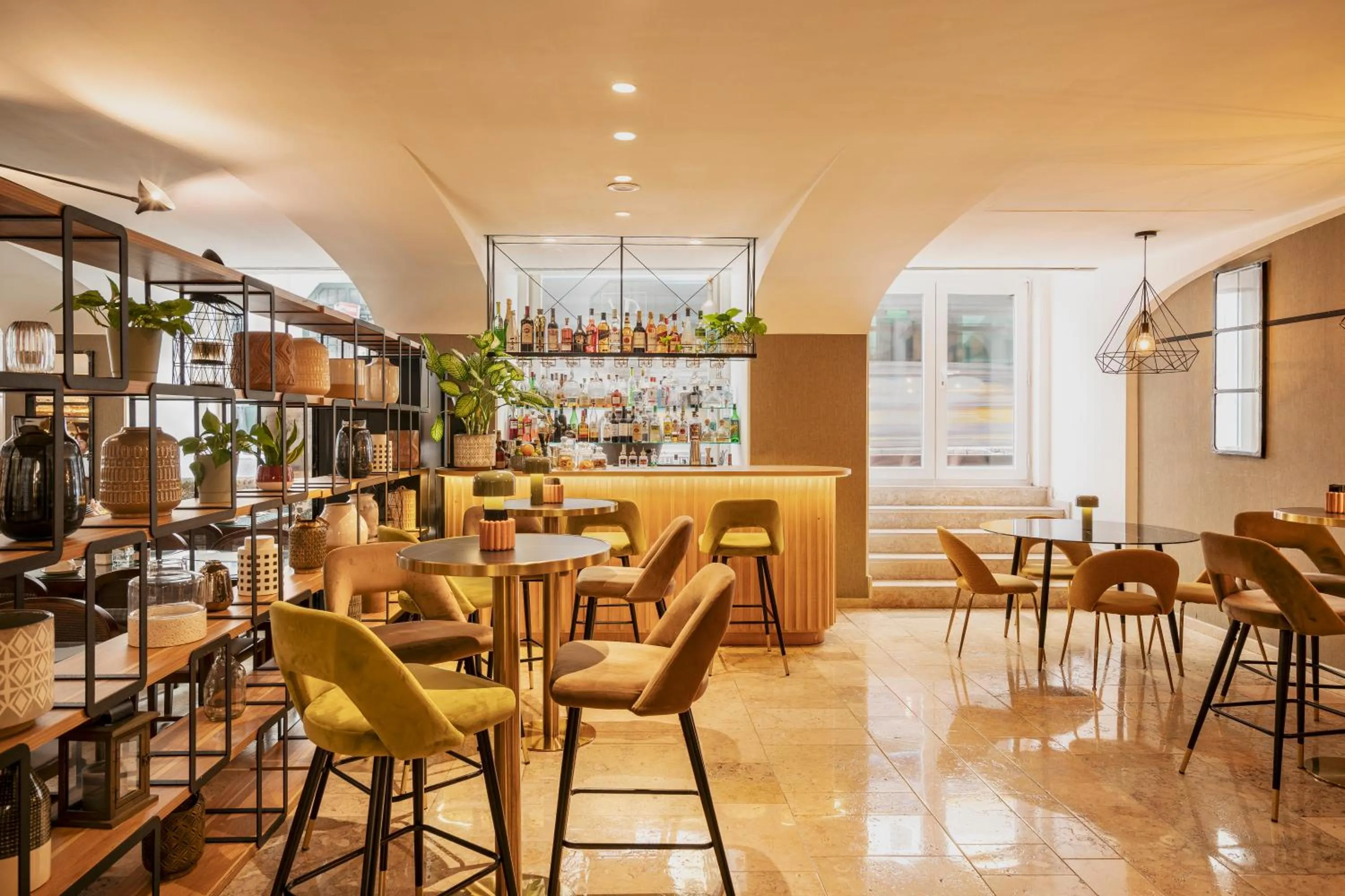 Lounge or bar in Vincci Baixa