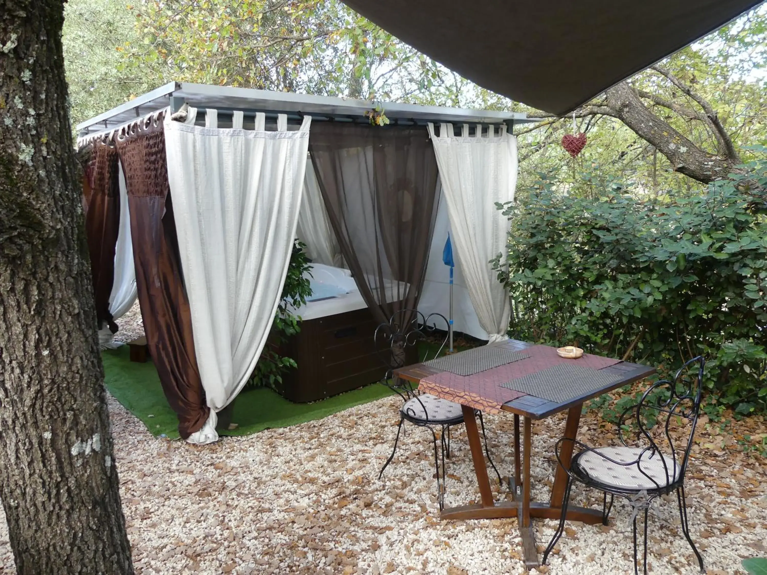 Au Cabanon Chez Nath - chbre d'hôtes Au Cabanon Chez Nath - chbre d'hôtes