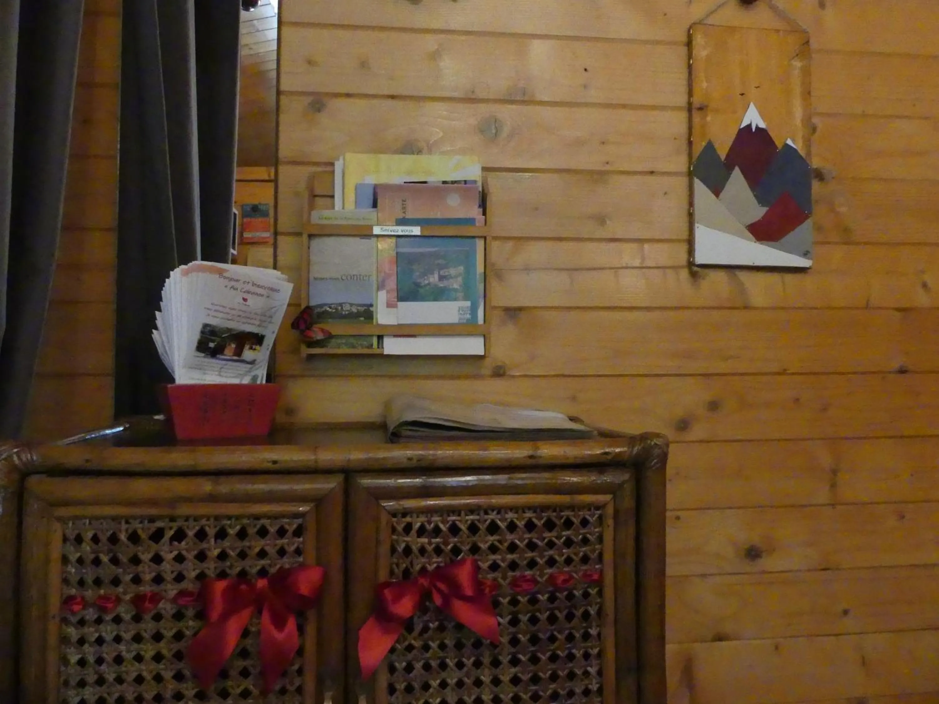 storage in Au Cabanon Chez Nath - chbre d'hôtes