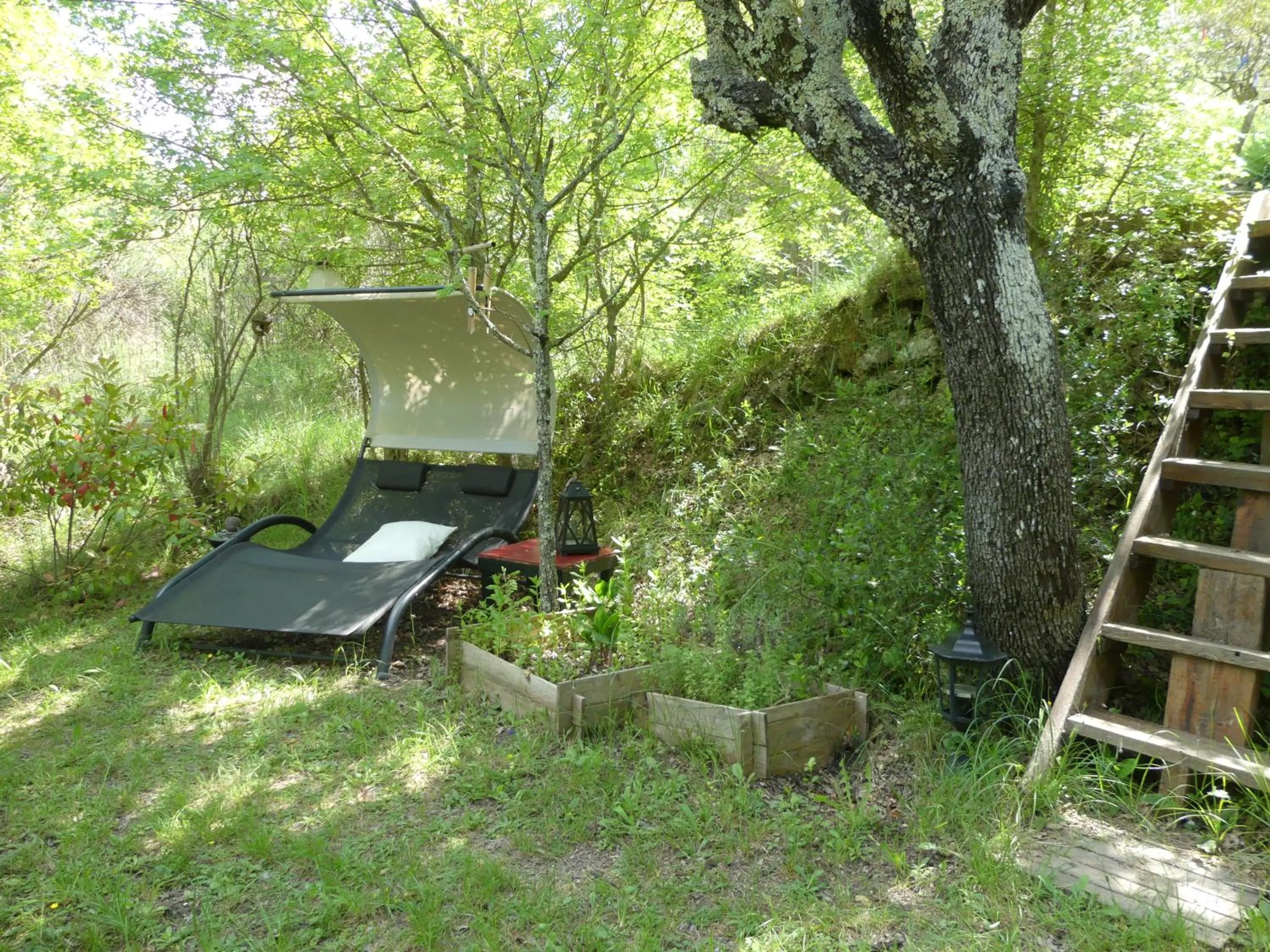 Open Air Bath in Au Cabanon Chez Nath - chbre d'hôtes