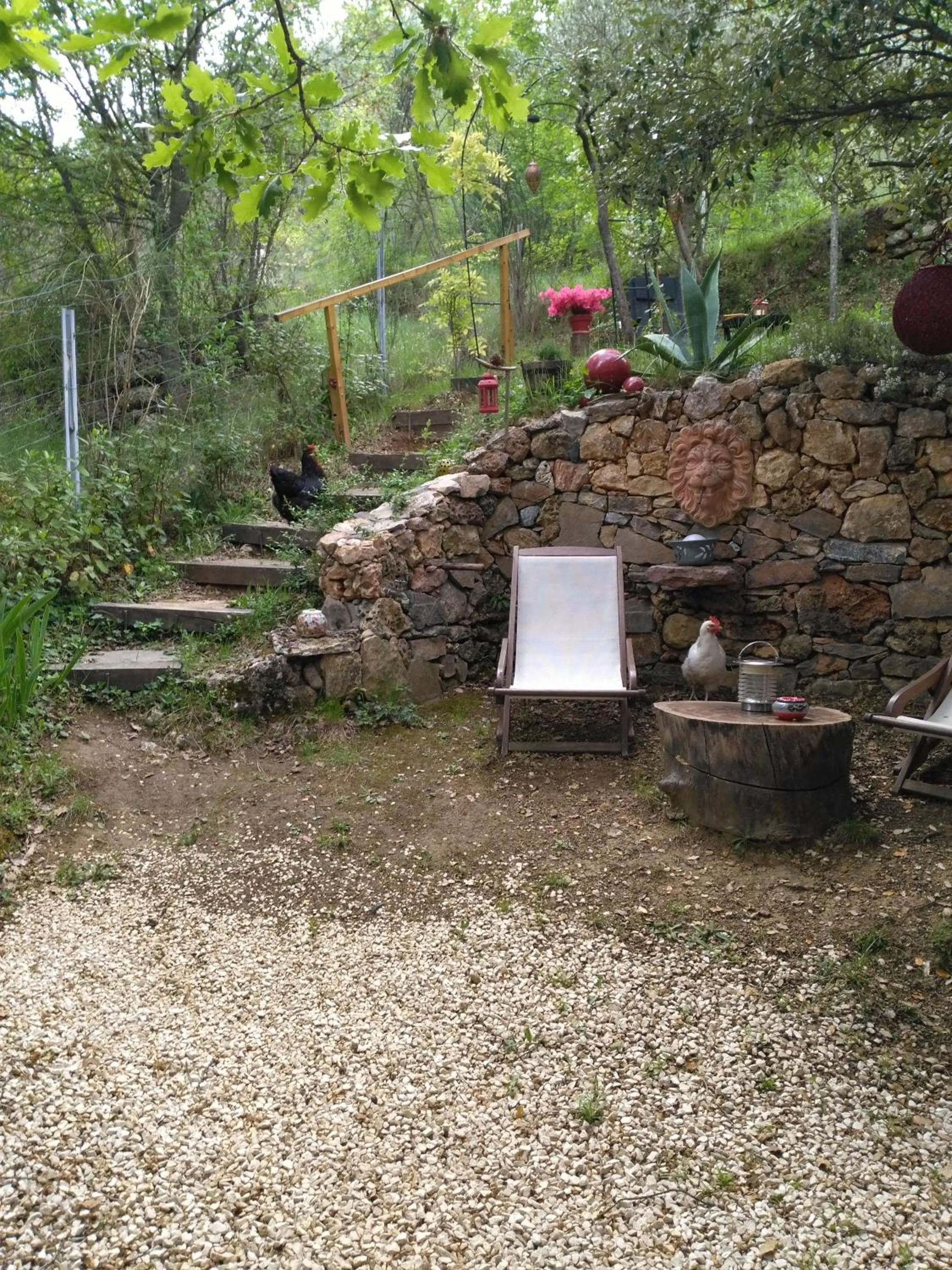 Garden in Au Cabanon Chez Nath - chbre d'hôtes