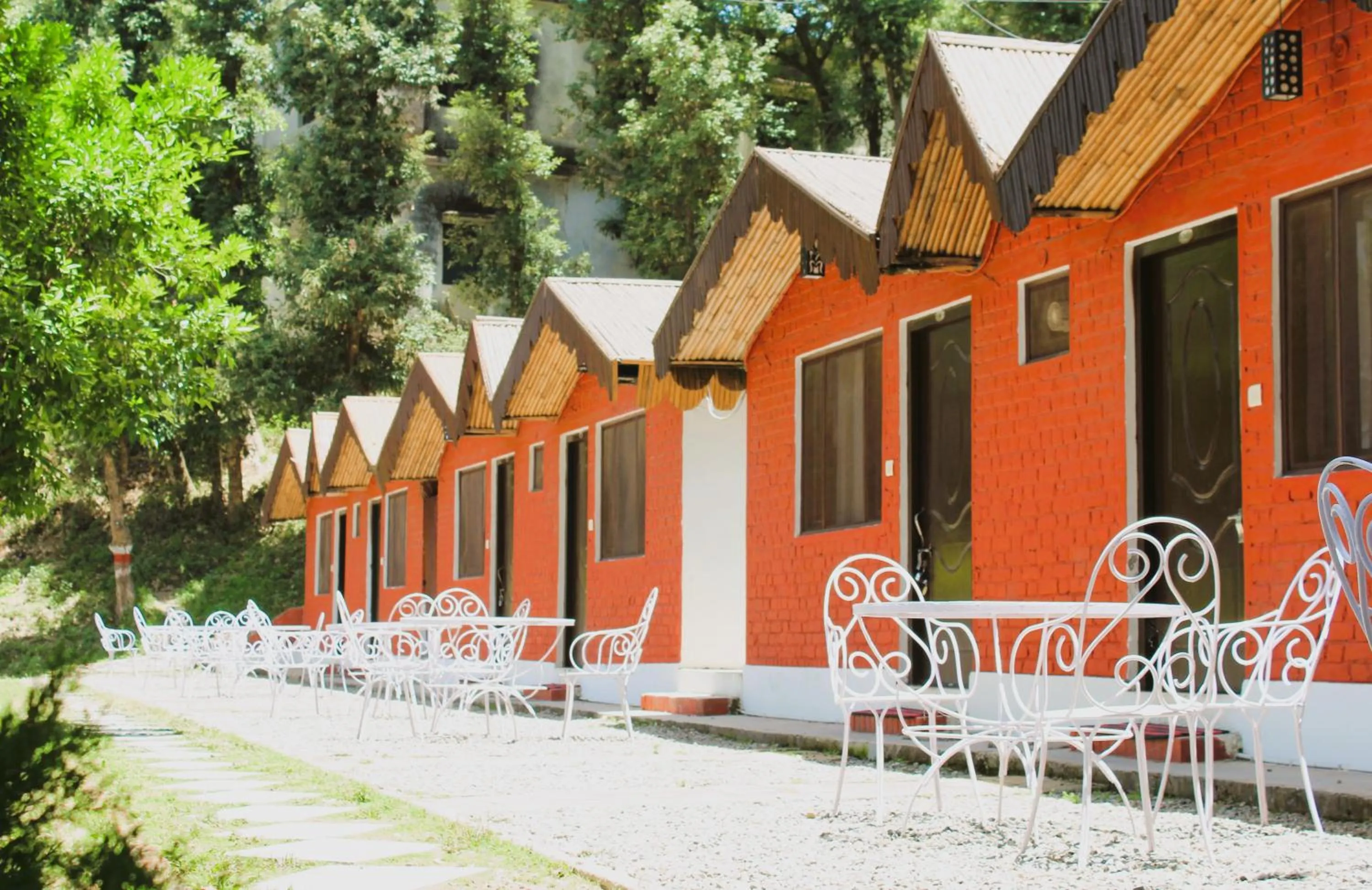 Property building in Windsor Cottages