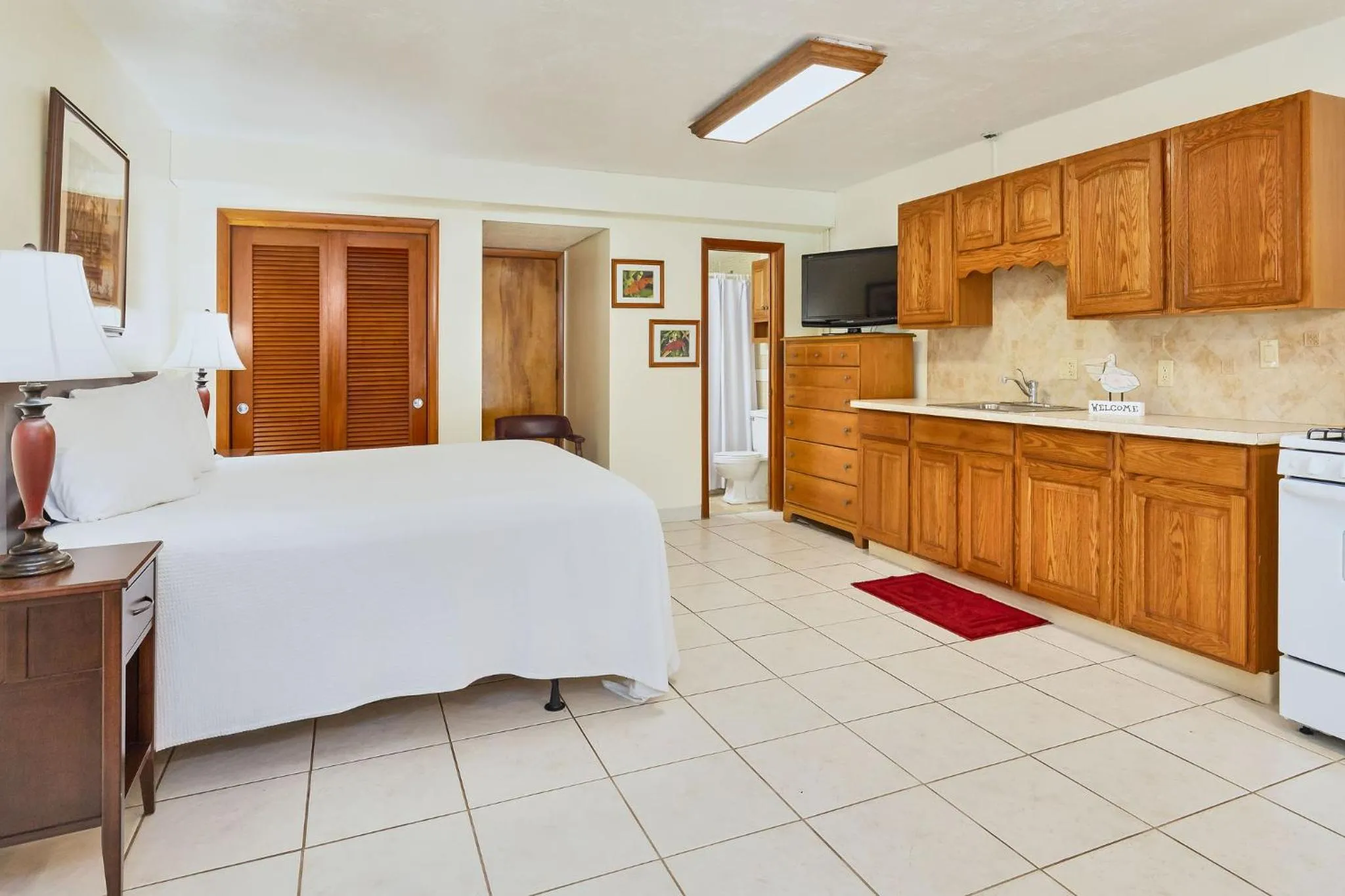 Bed in Rock Reef Resort