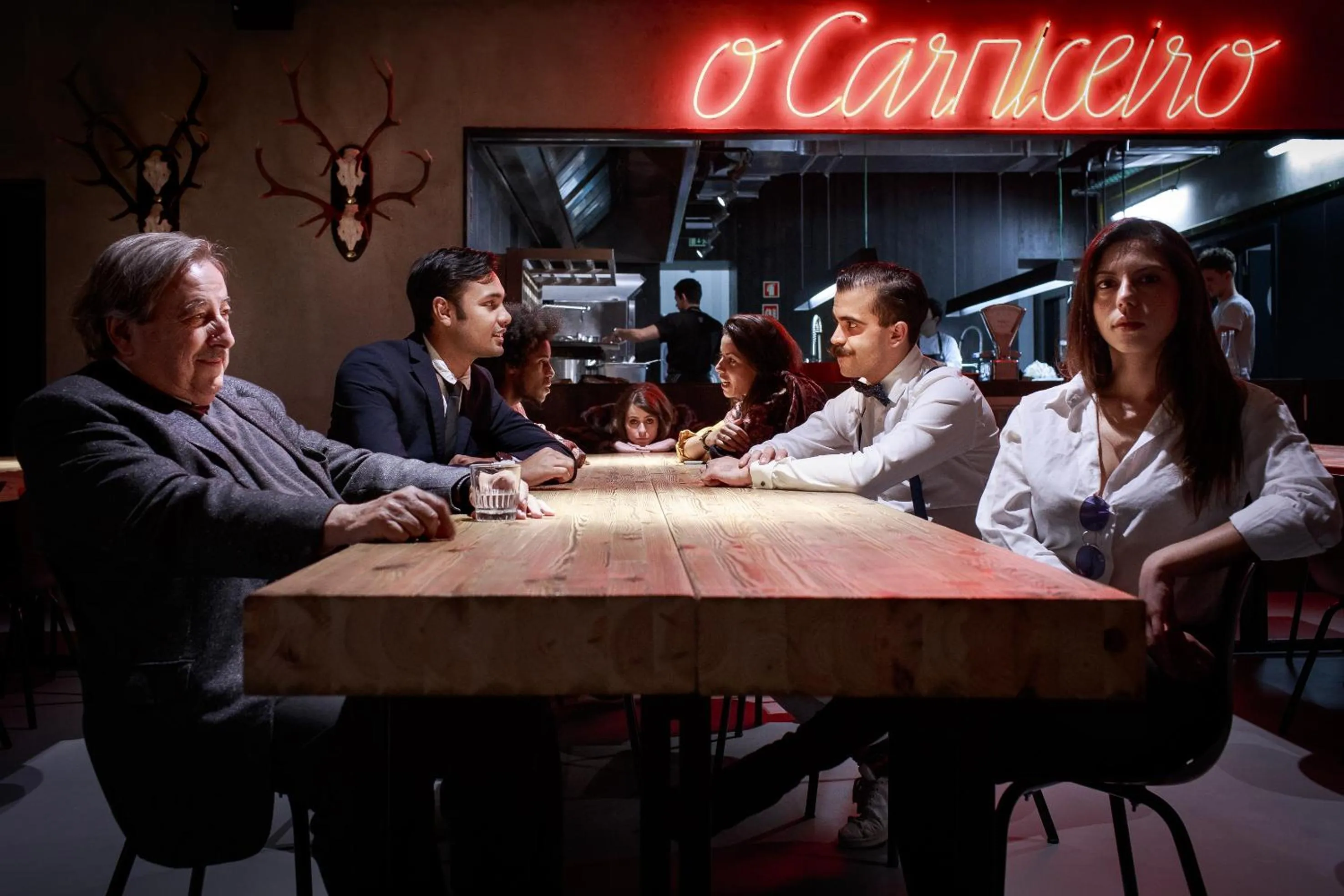 People in Zero Box Lodge Porto