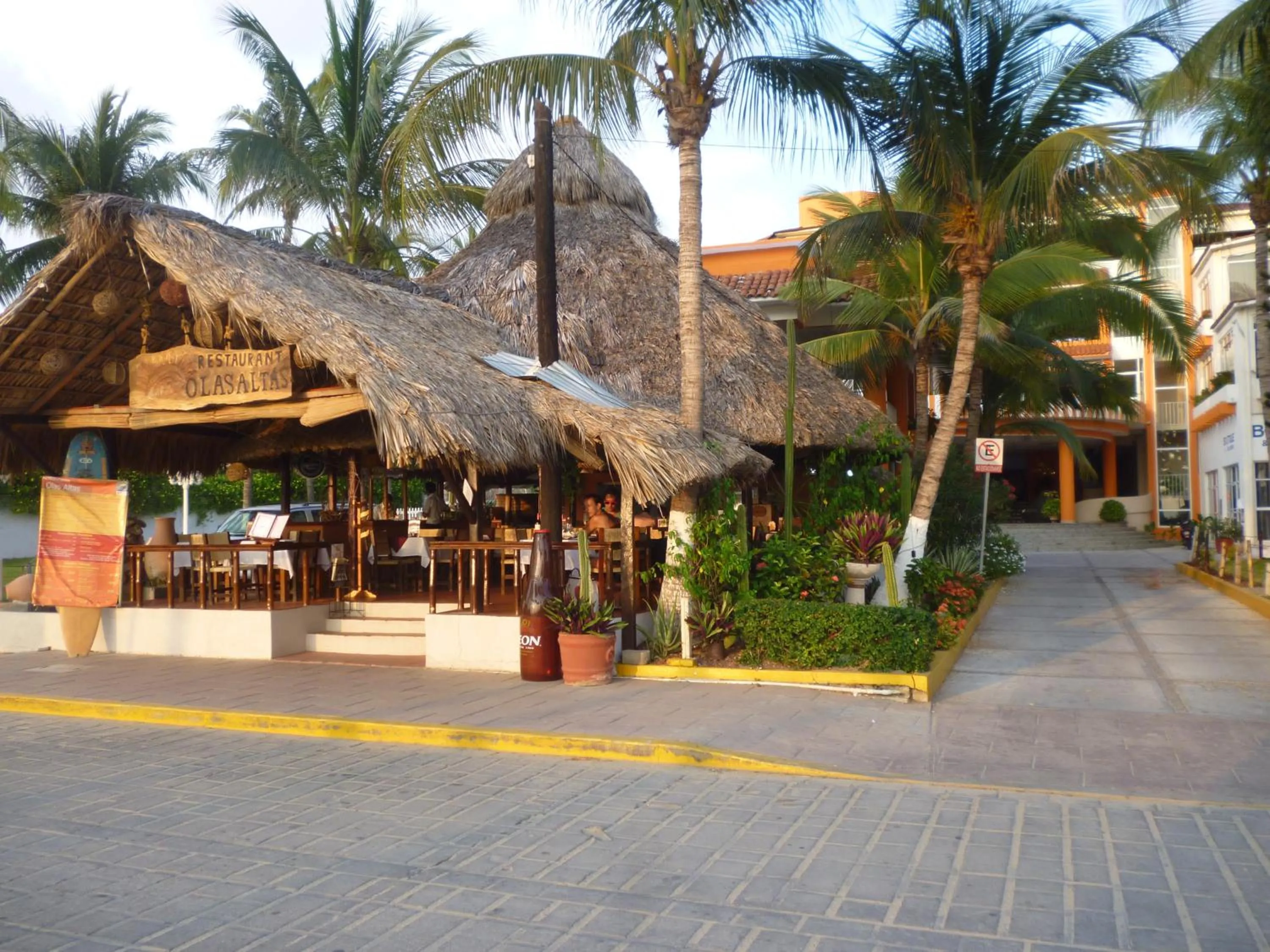 Property building in Surf Olas Altas