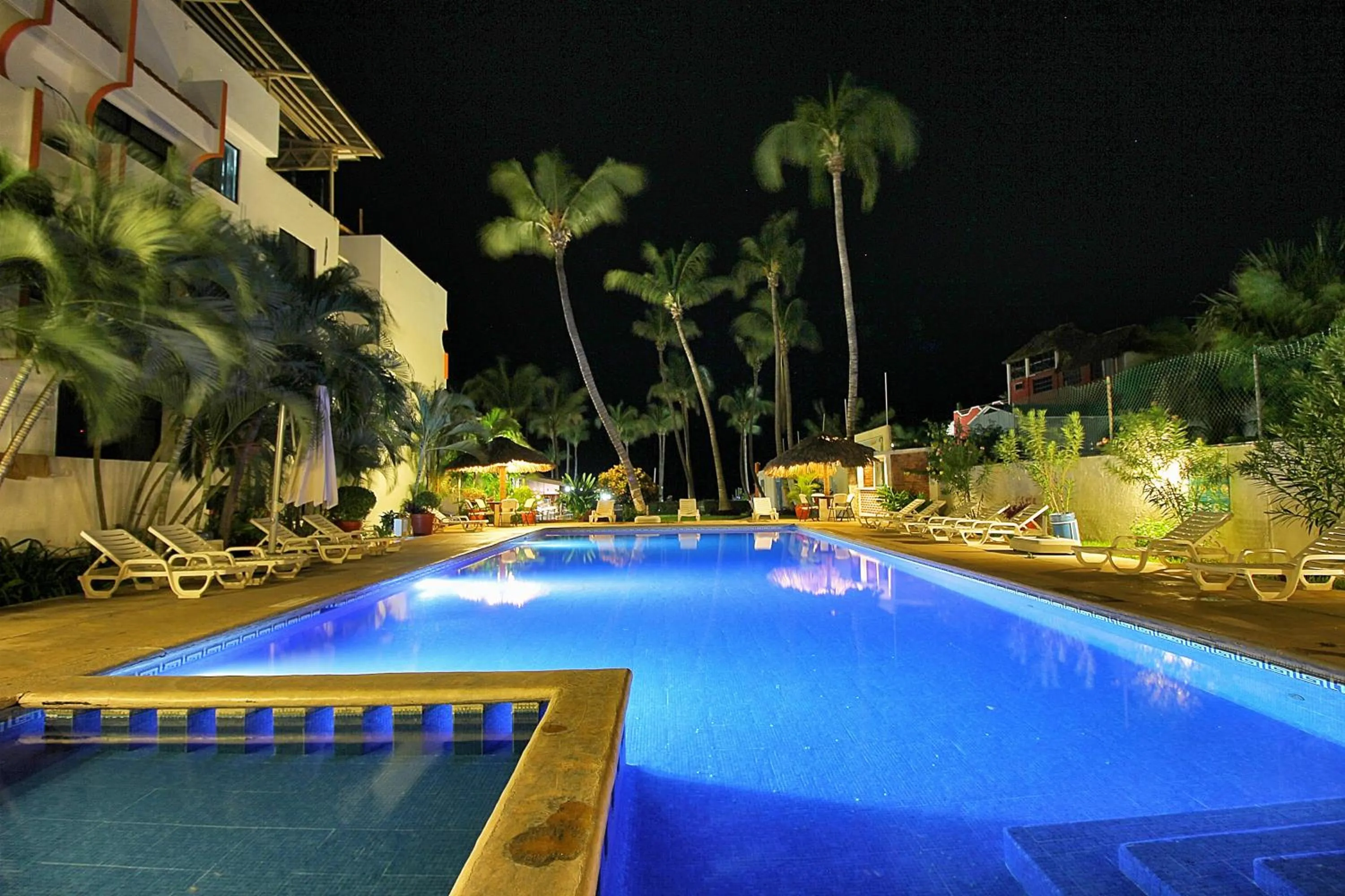 Swimming pool in Surf Olas Altas