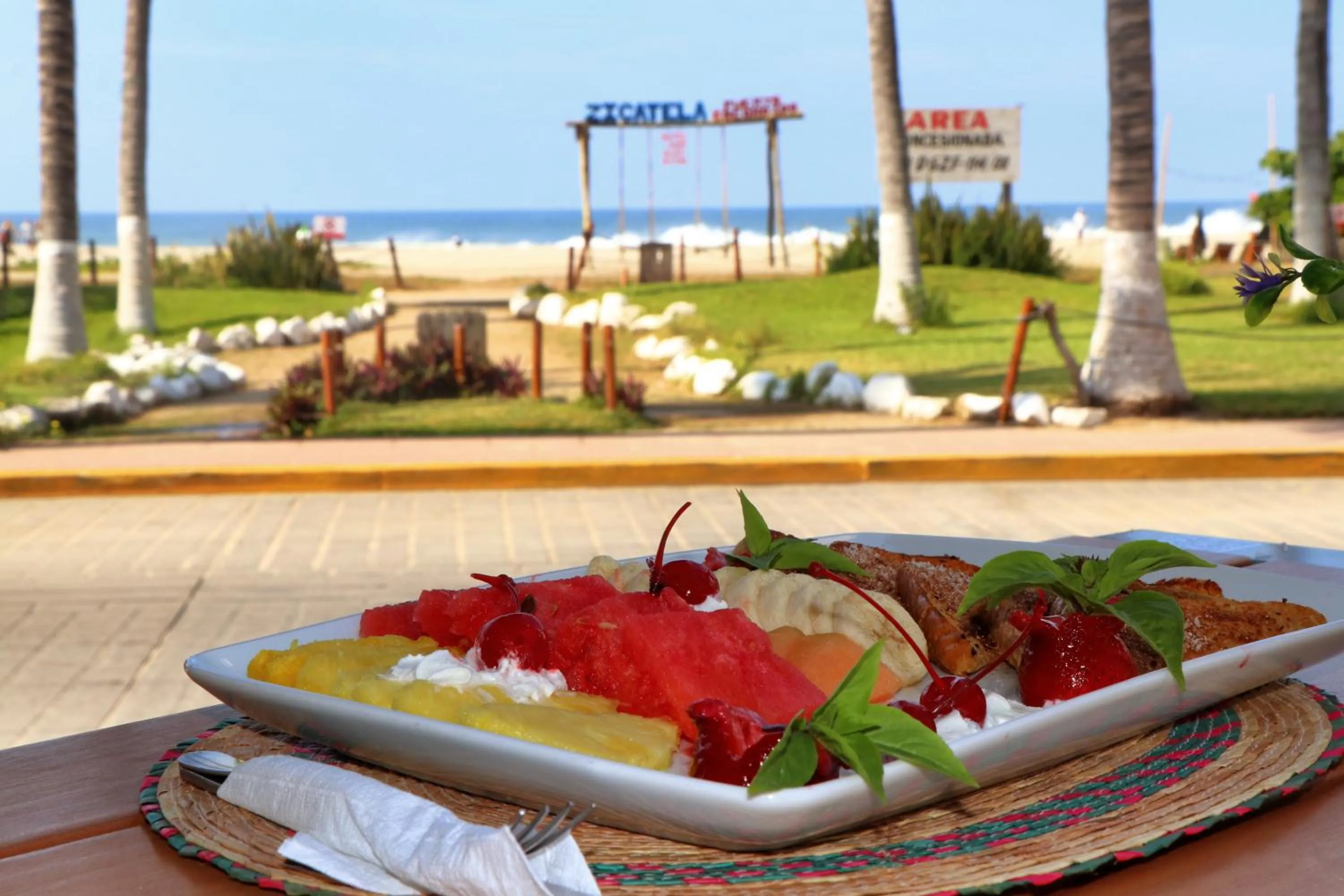 Breakfast in Surf Olas Altas