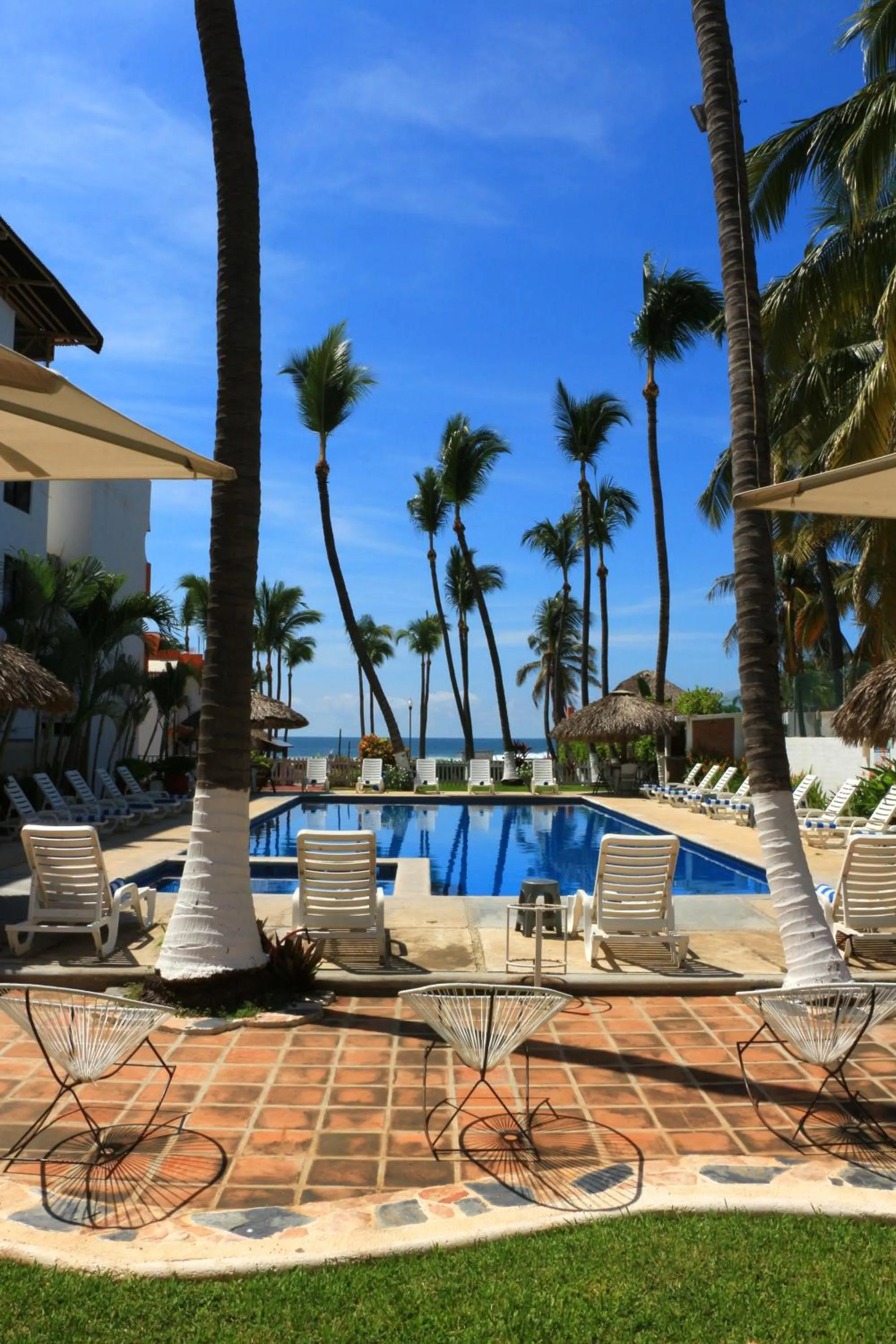 Swimming pool in Surf Olas Altas