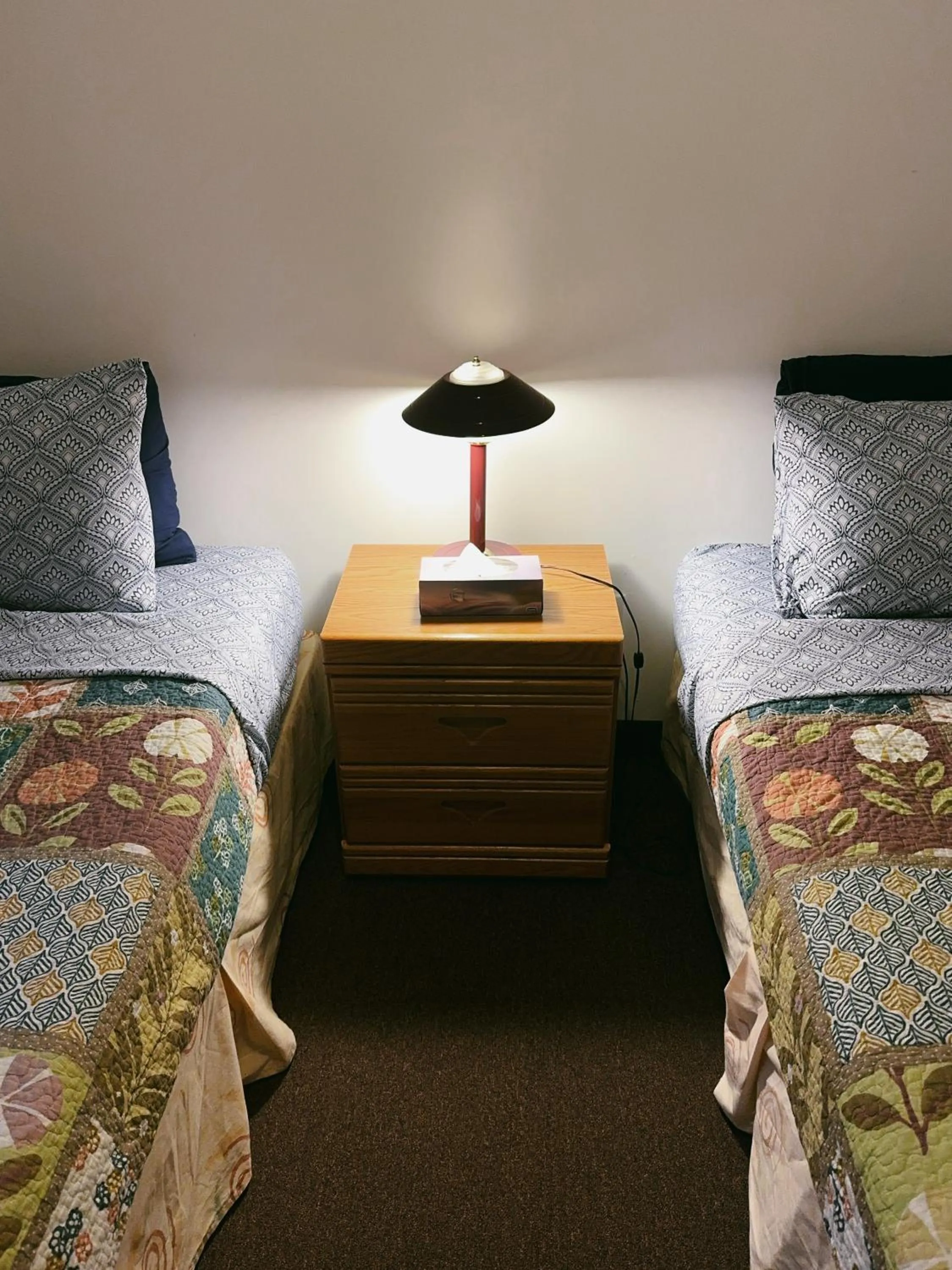 Bed in Alpine Meadows Lodge