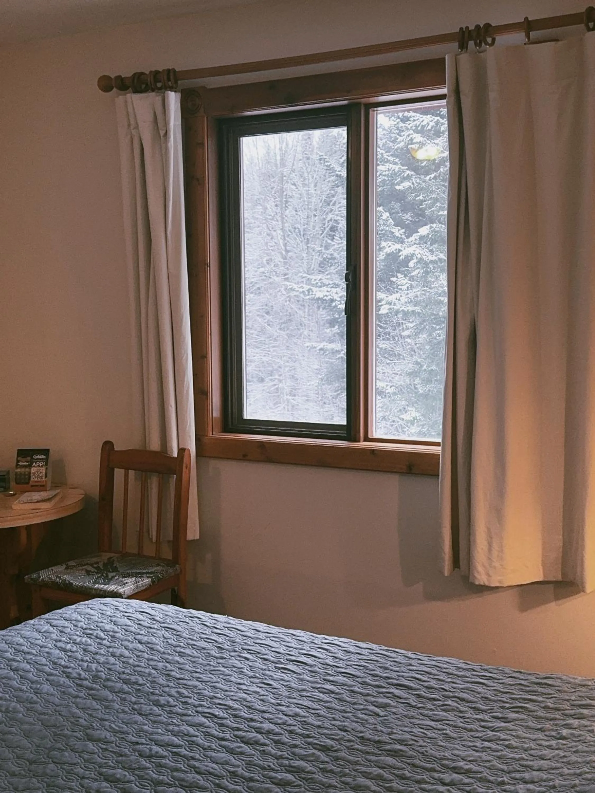 Bedroom, Bed in Alpine Meadows Lodge