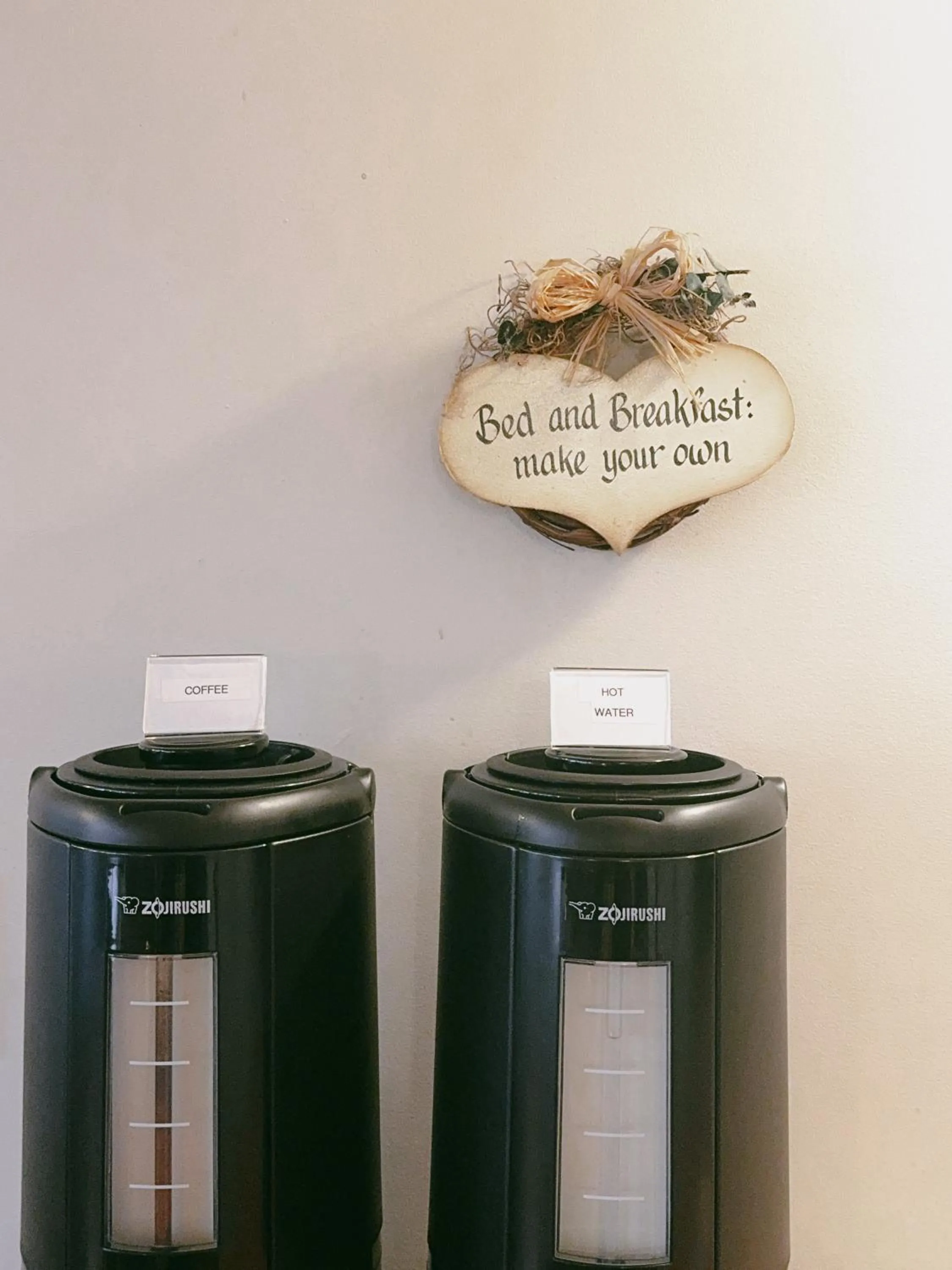 Dining area in Alpine Meadows Lodge