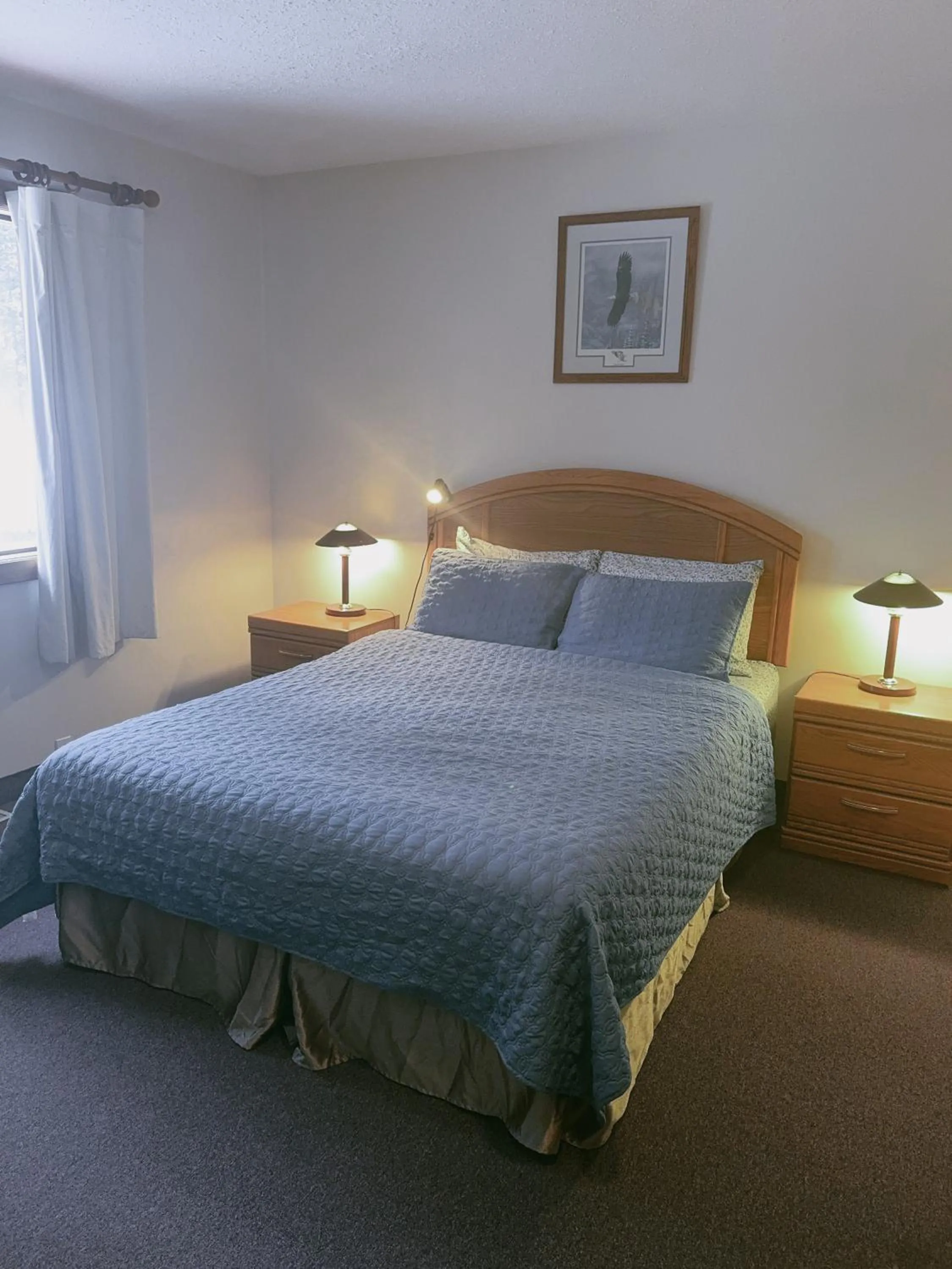 Bed in Alpine Meadows Lodge