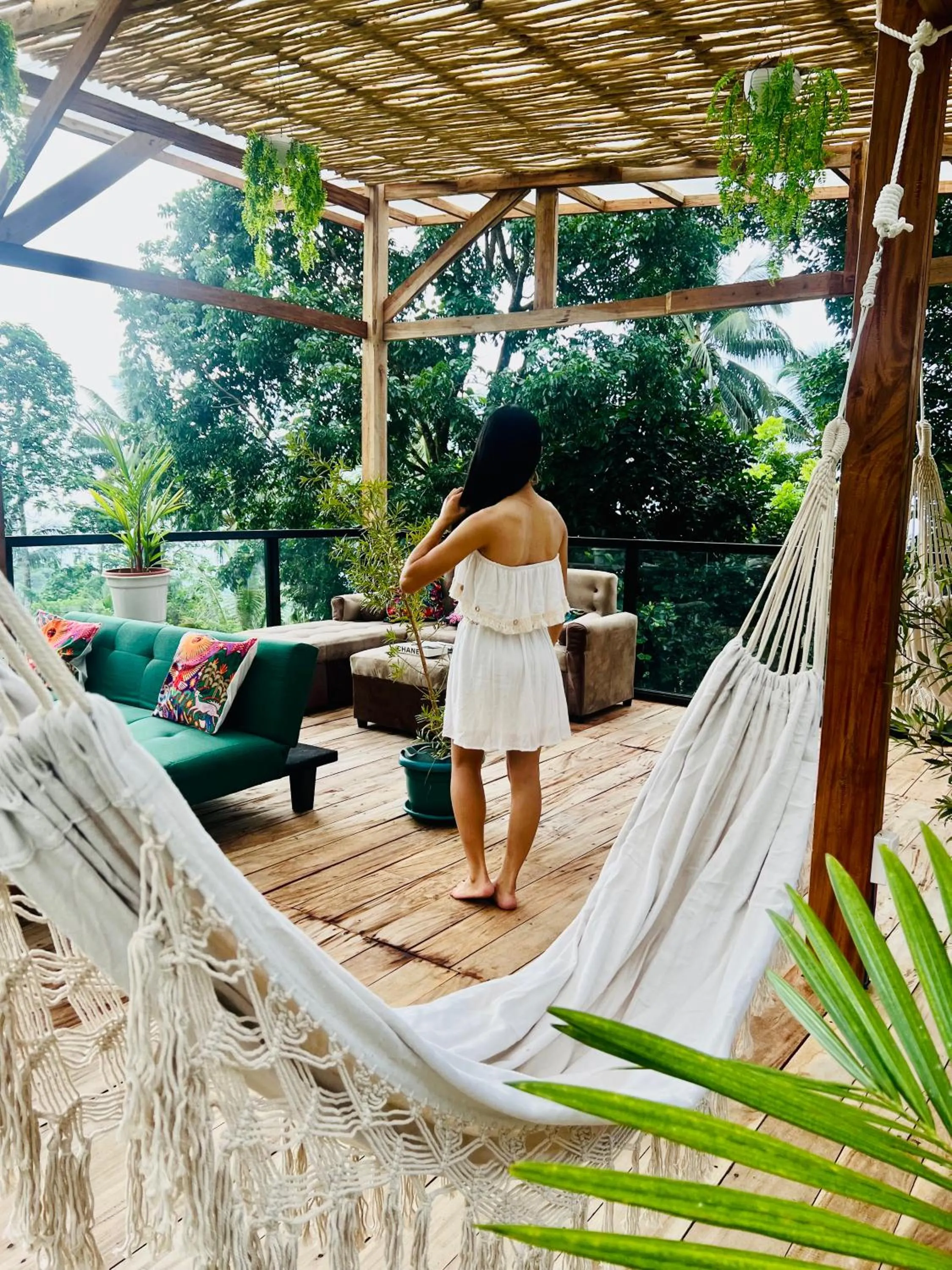 Patio in Bintana sa Paraiso Binunsaran