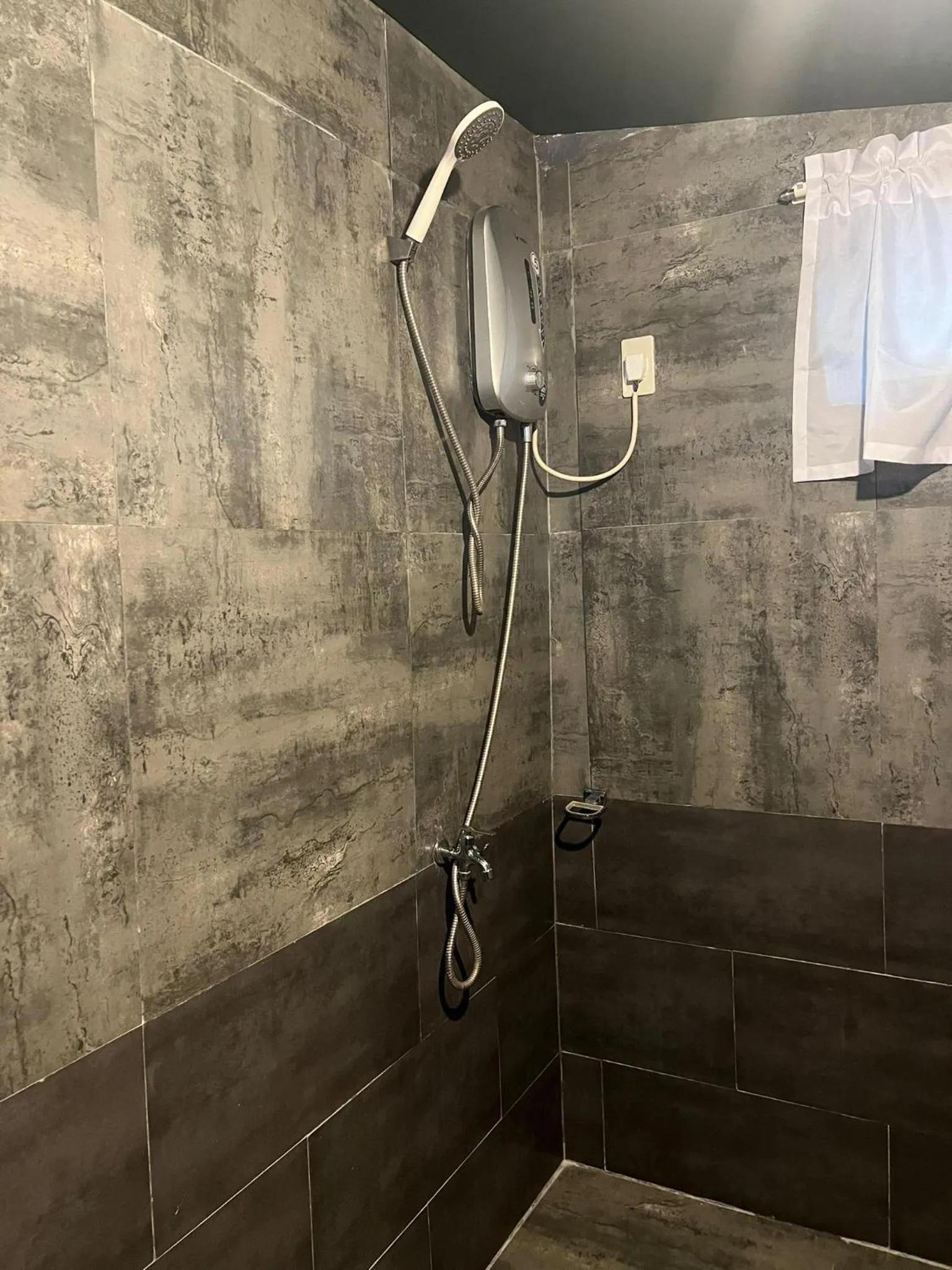 Shower in Bintana sa Paraiso Binunsaran