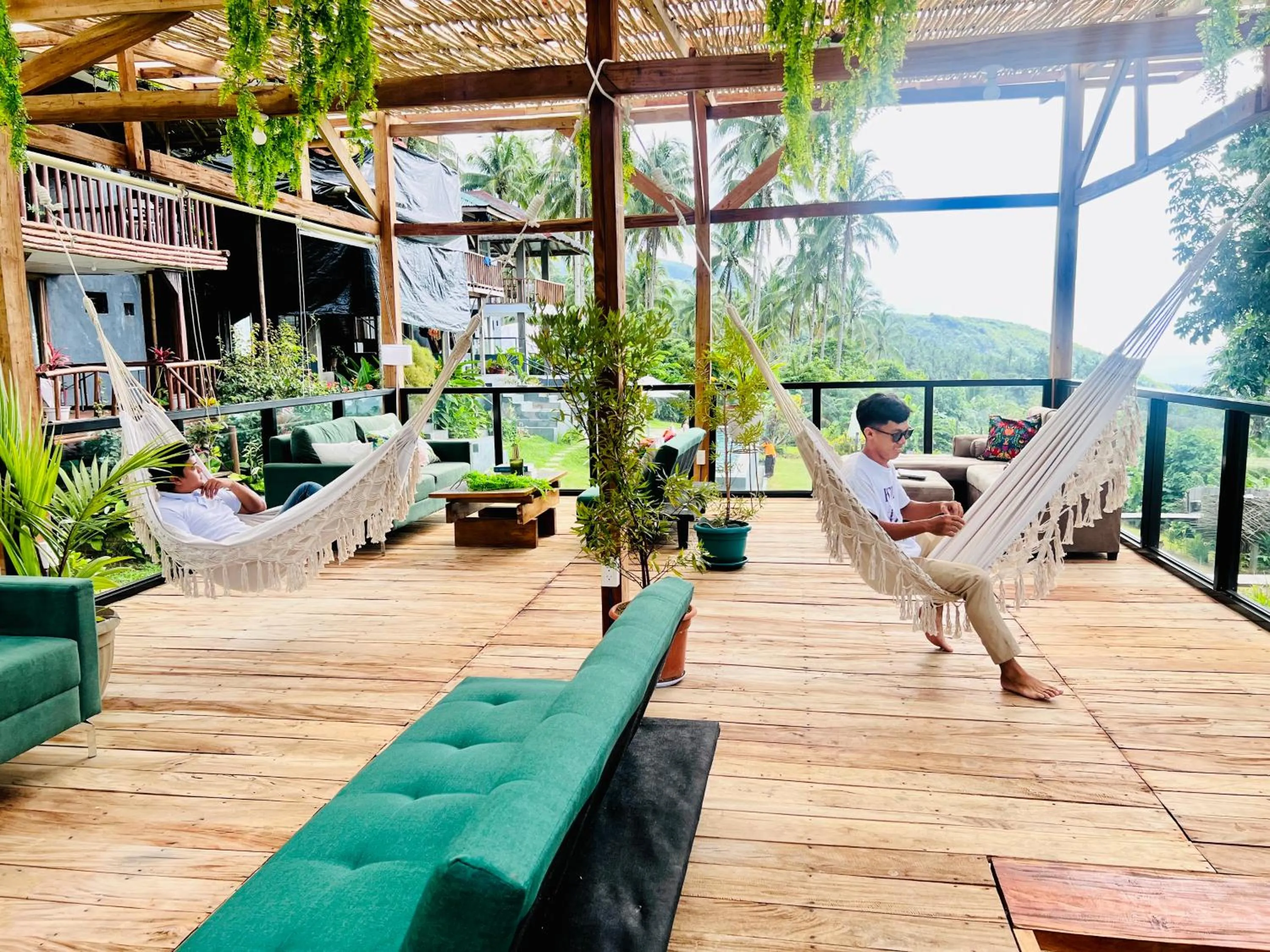 Evening entertainment in Bintana sa Paraiso Binunsaran