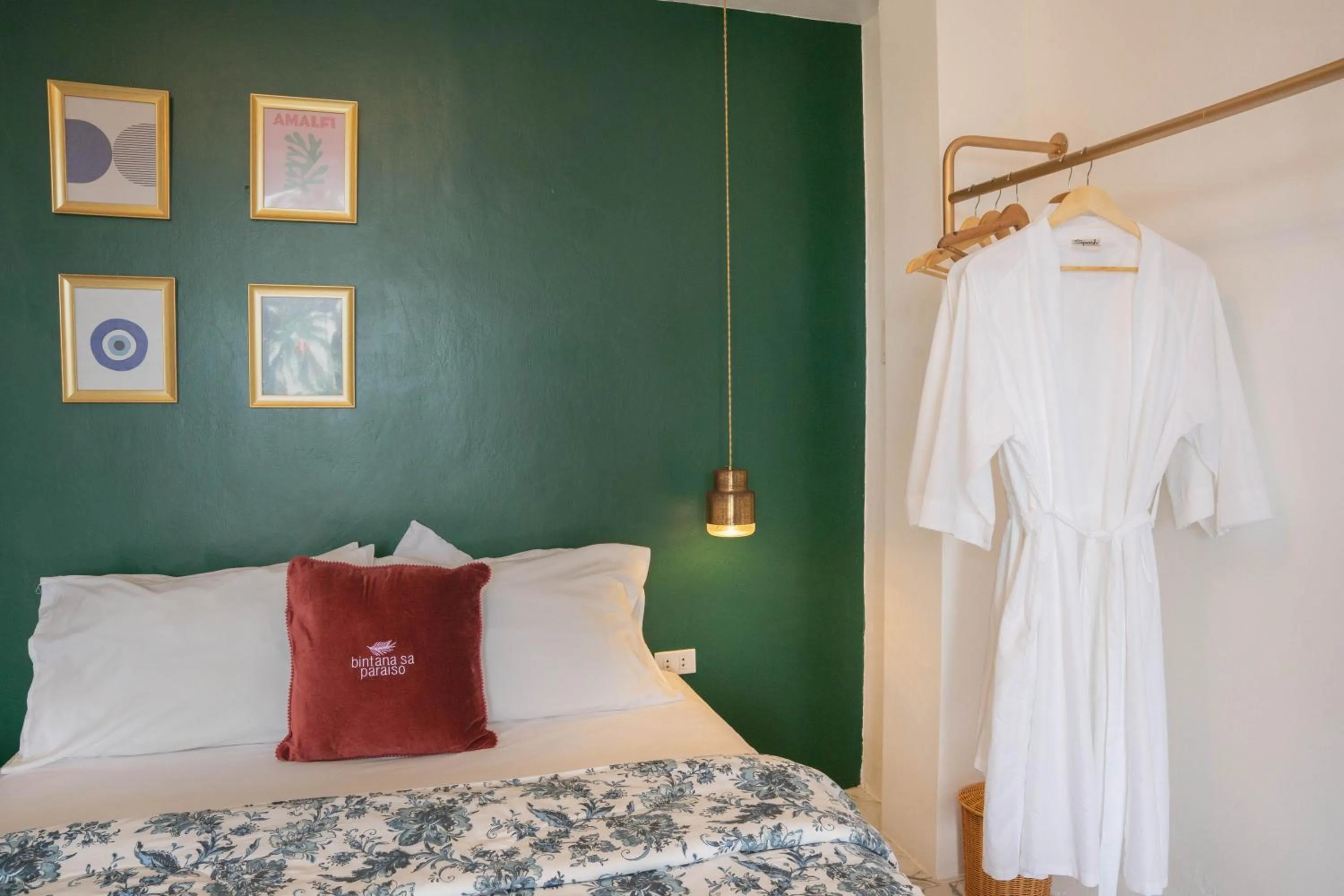 Bedroom, Bed in Bintana sa Paraiso Binunsaran