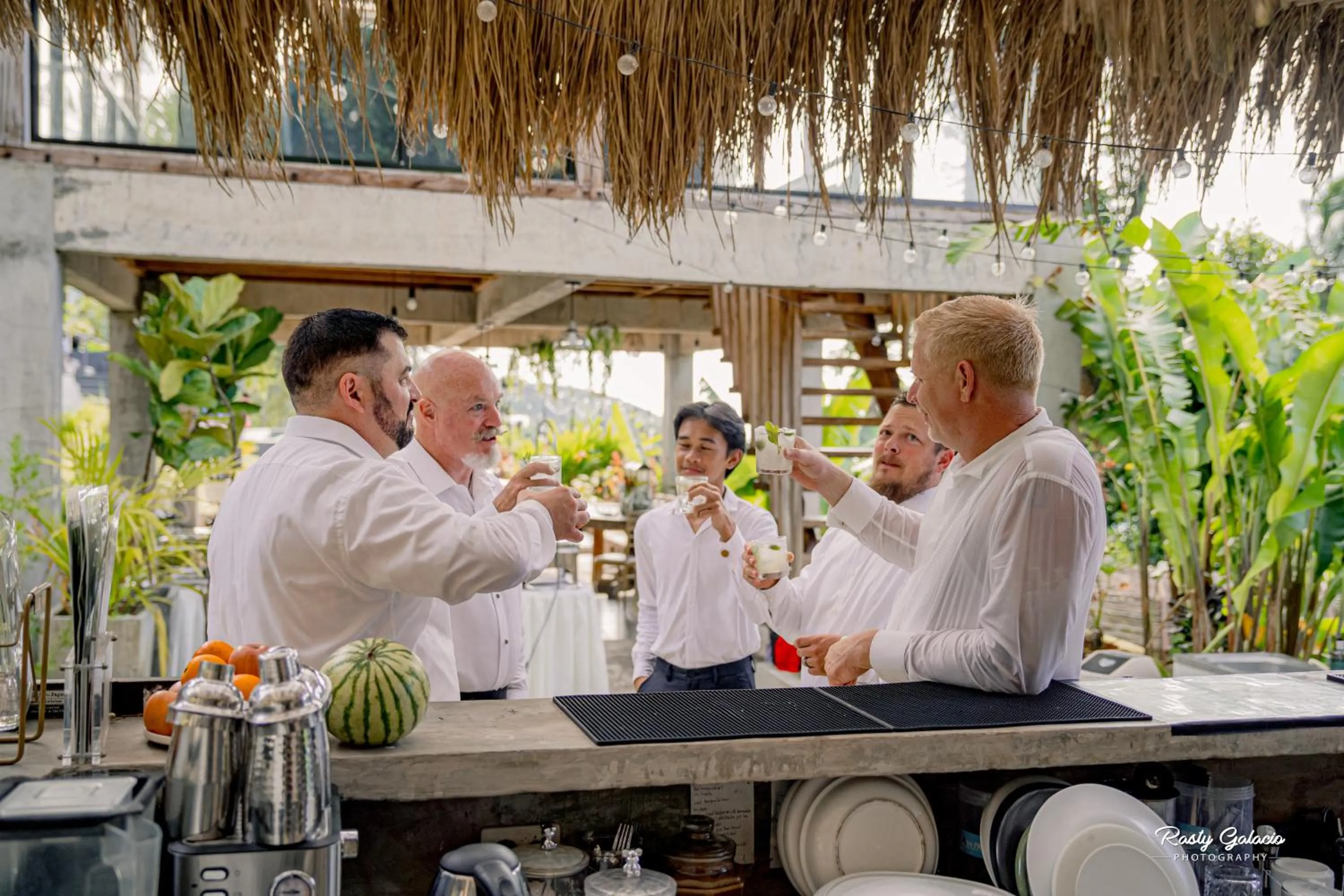 Restaurant/places to eat in Bintana sa Paraiso Binunsaran