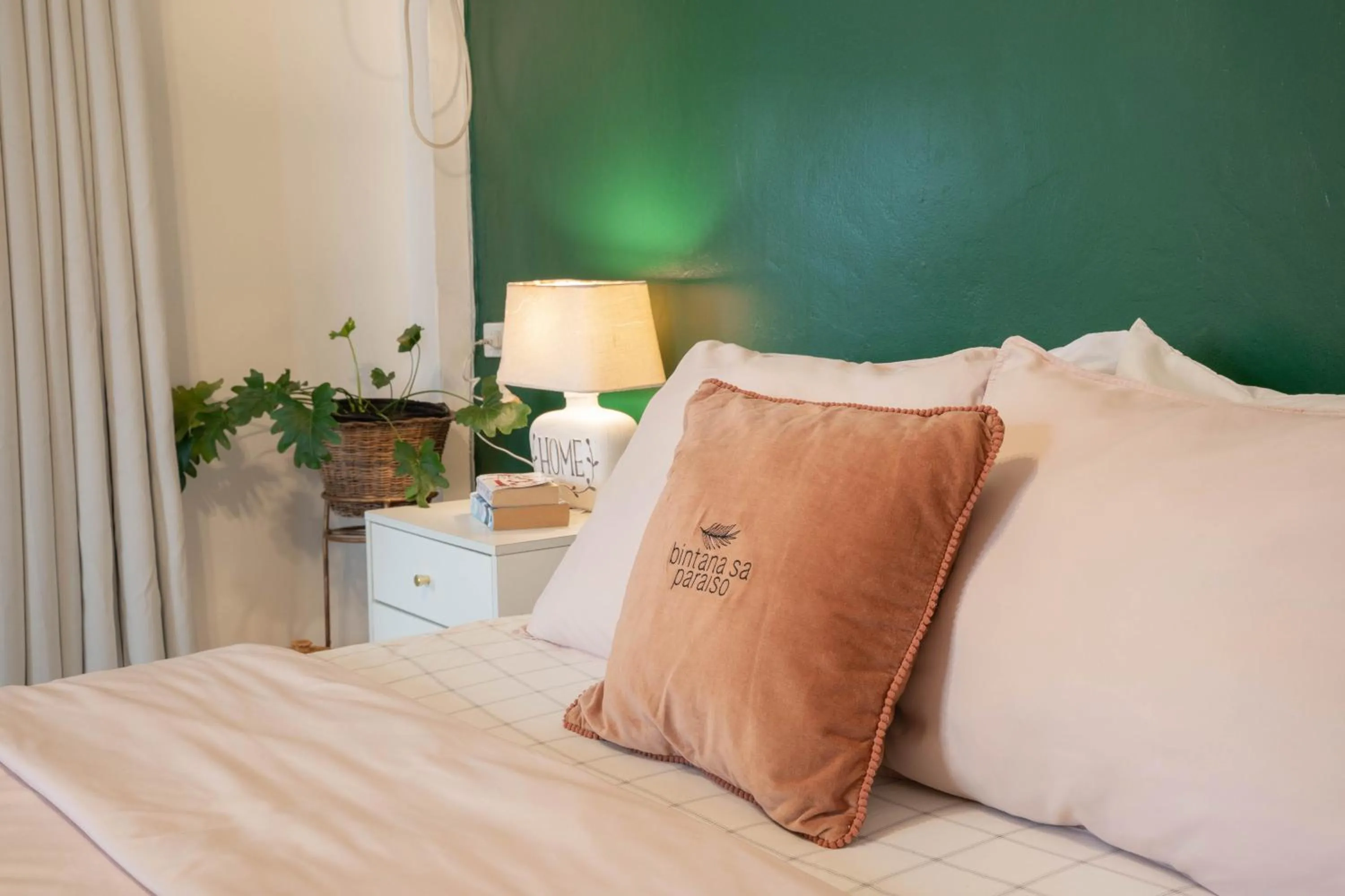 Bedroom, Bed in Bintana sa Paraiso Binunsaran