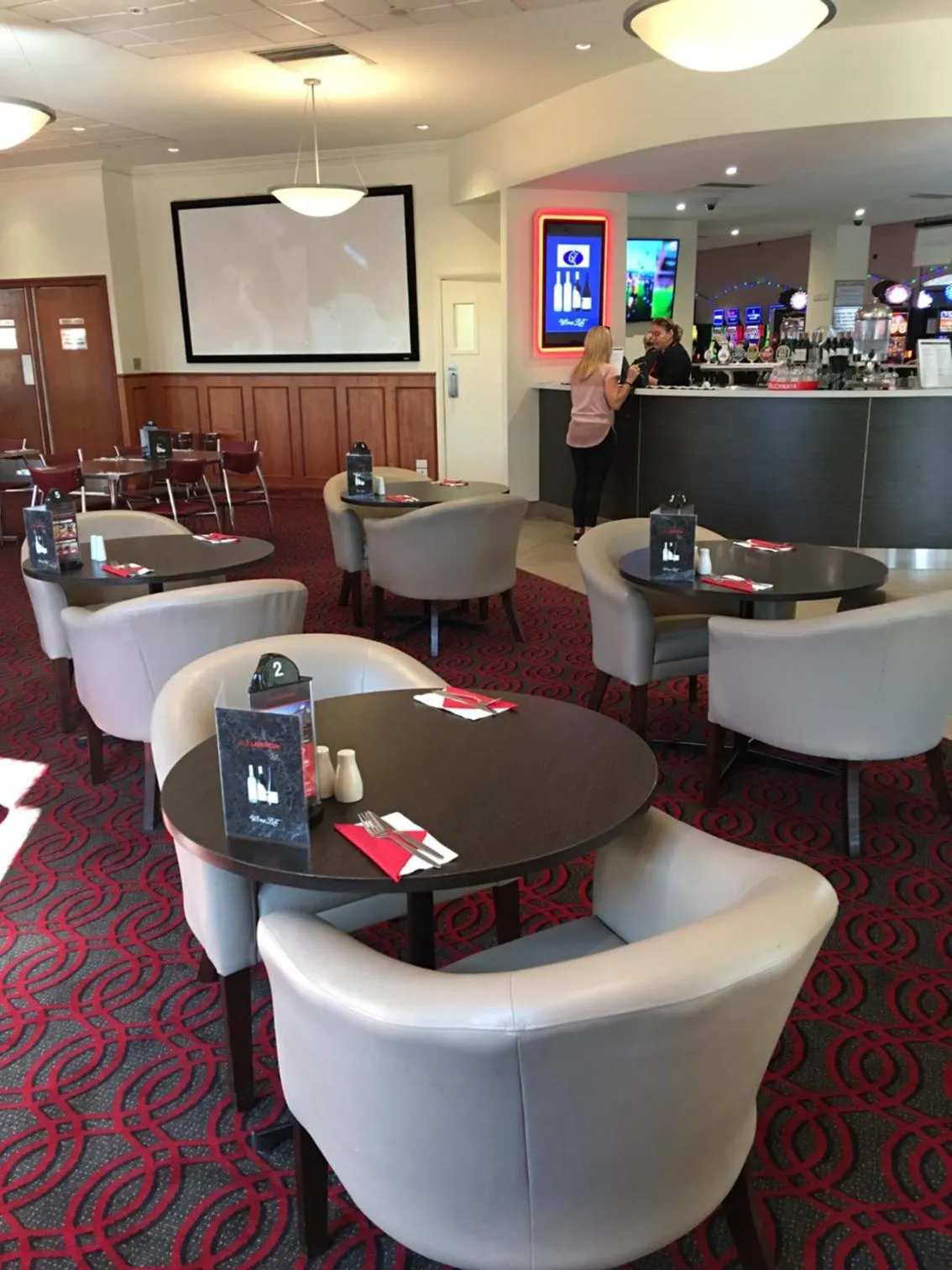 Restaurant/places to eat in Club Laverton