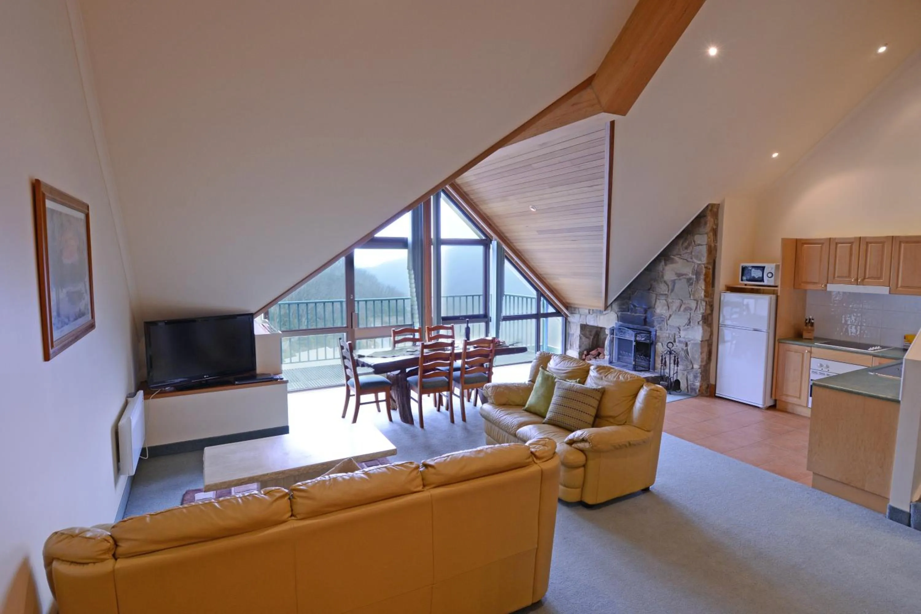 Kitchen or kitchenette in Falls Creek Country Club