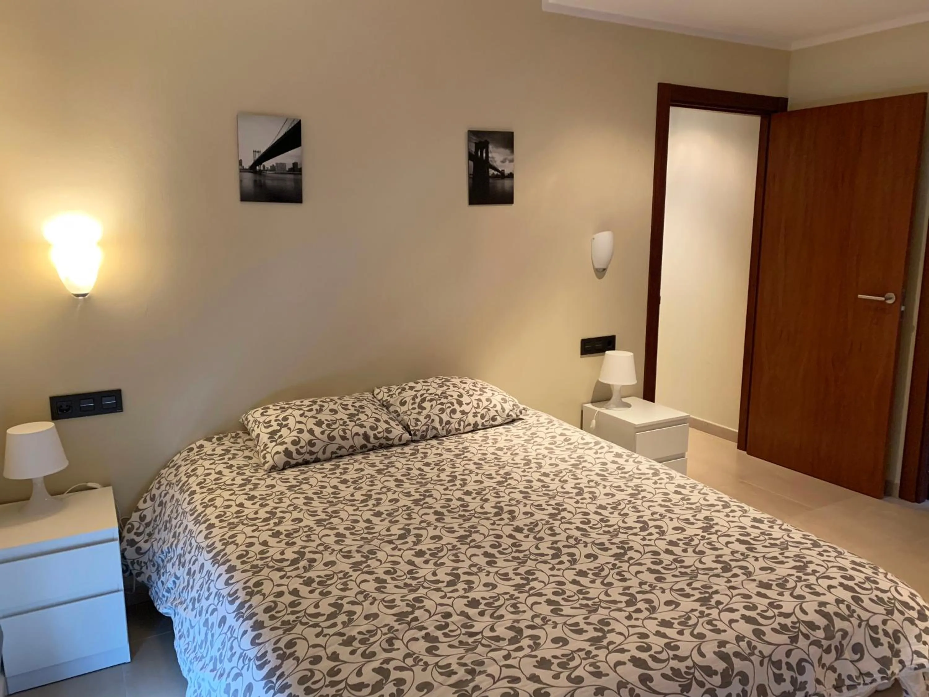 Bedroom, Bed in Apartamentos Llorts Ordino 3000