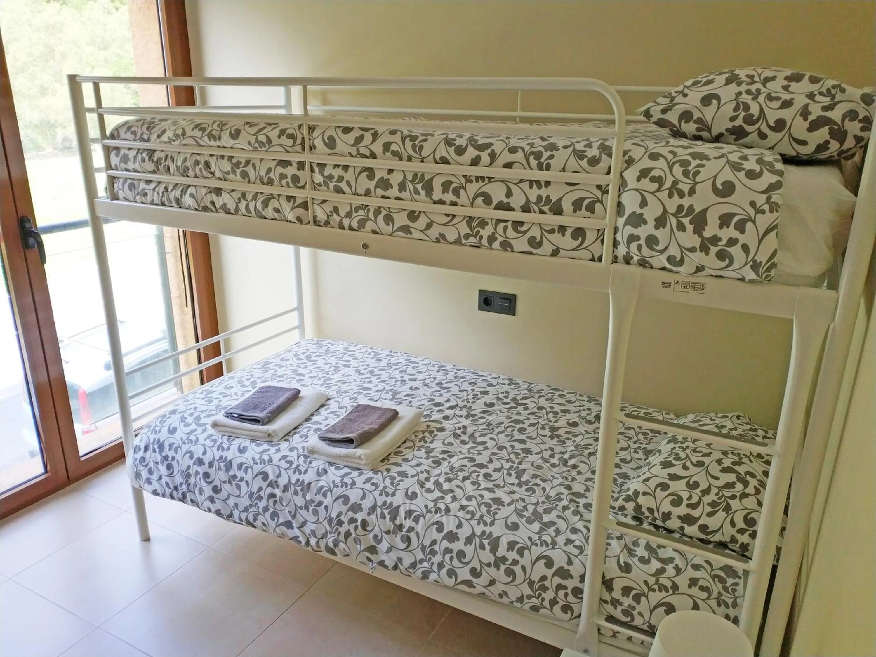 Bedroom, Bed in Apartamentos Llorts Ordino 3000