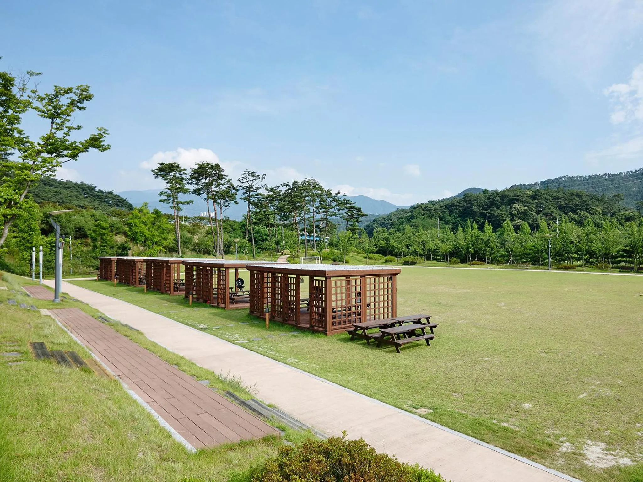 Restaurant/places to eat in The Suites Hotel Namwon