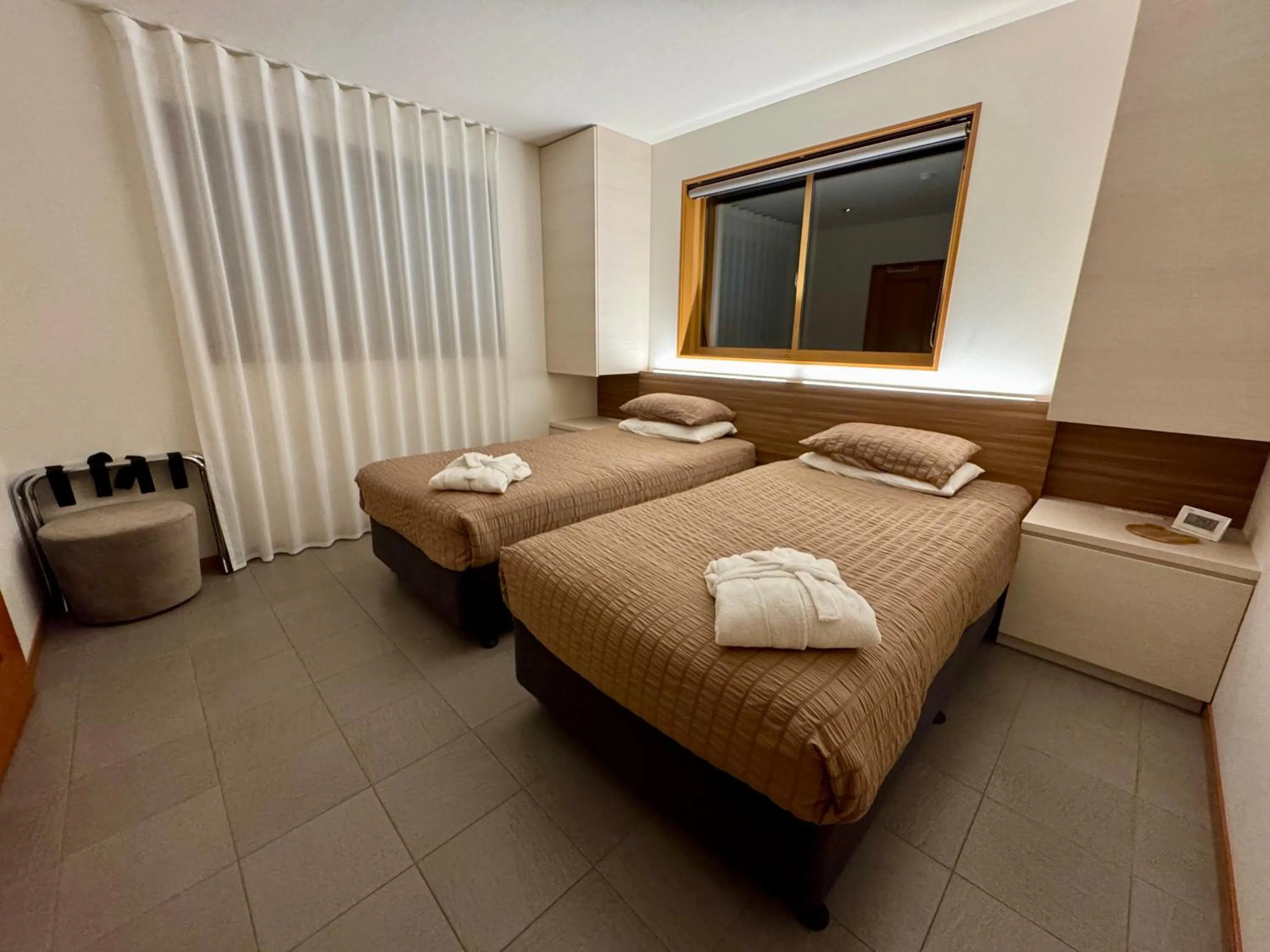 Bedroom, Bed in Bears Den Mountain Lodge