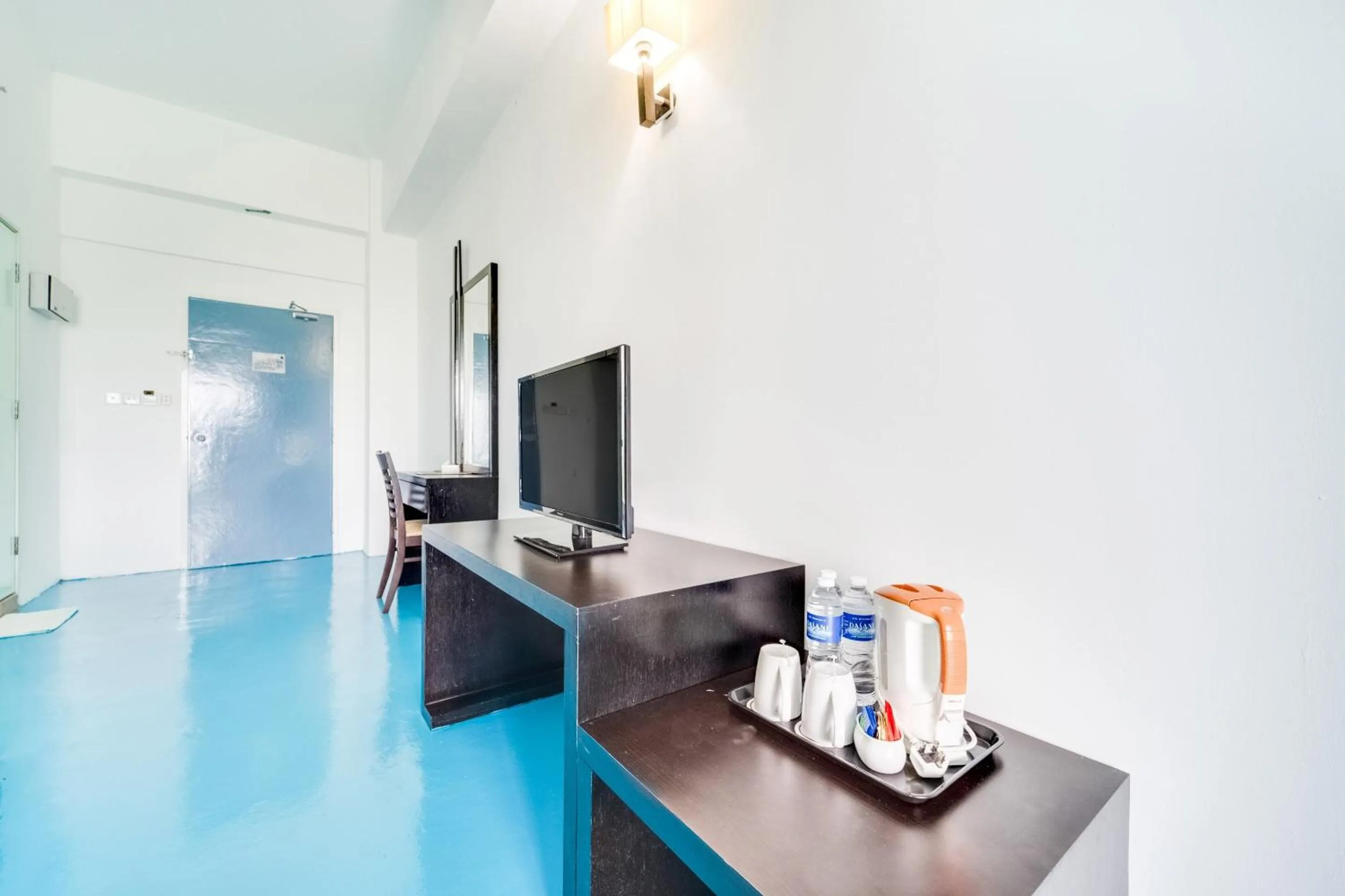 TV and multimedia in Kuala Melaka Inn