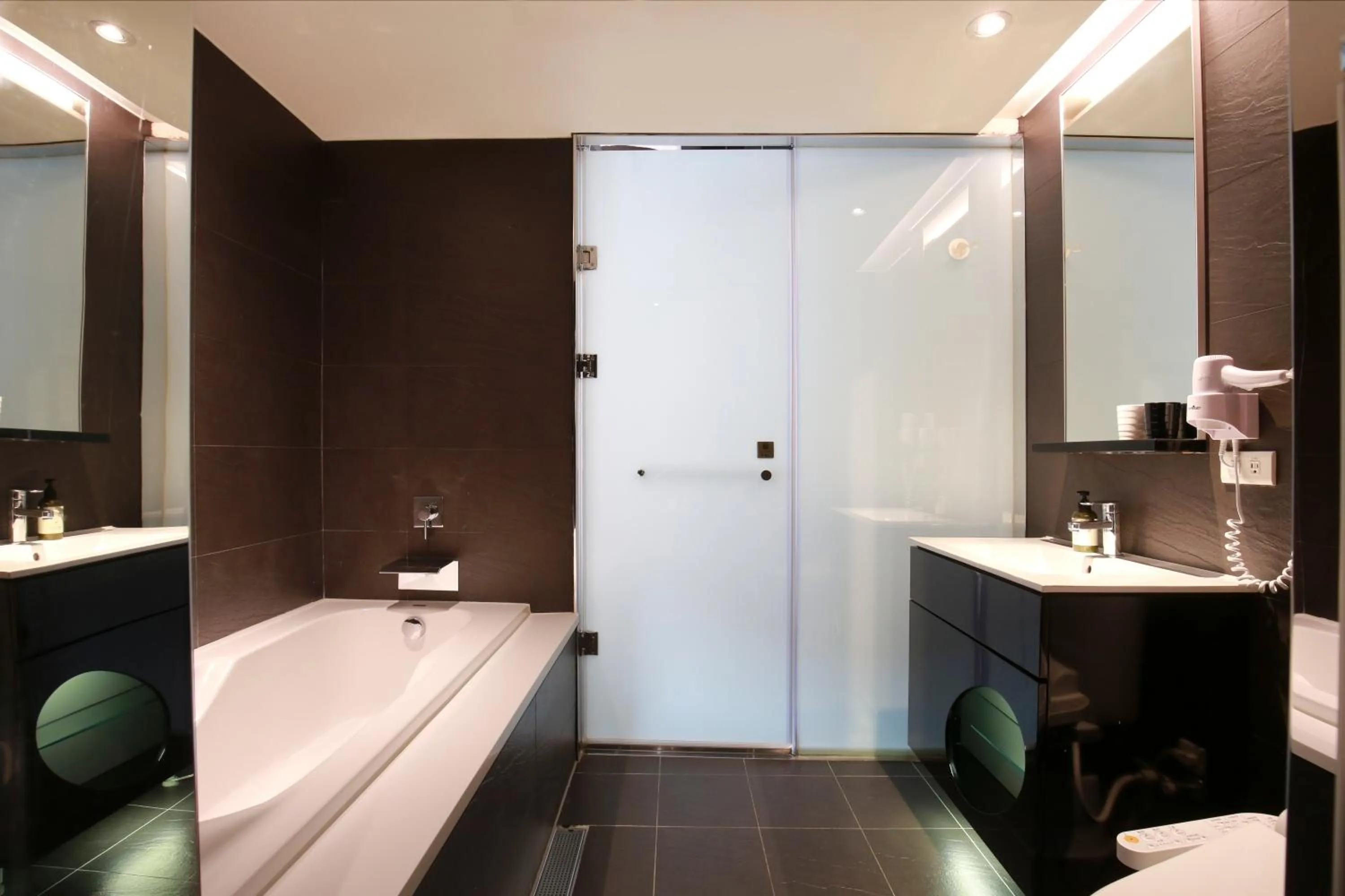 Toilet in CityInn Hotel Plus - Taichung Station Branch