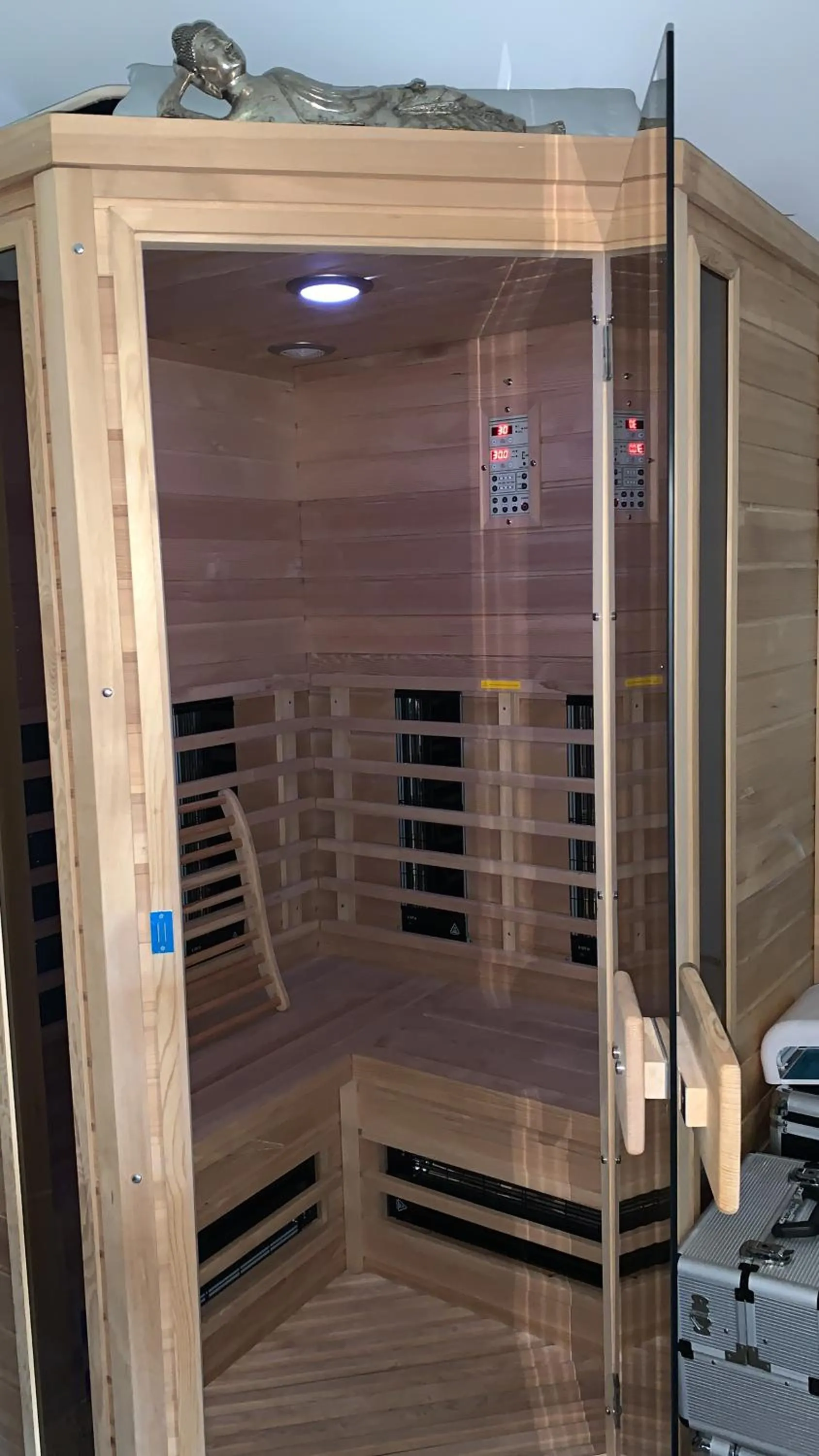 Sauna in Le Paon Bleu Annecy Poisy