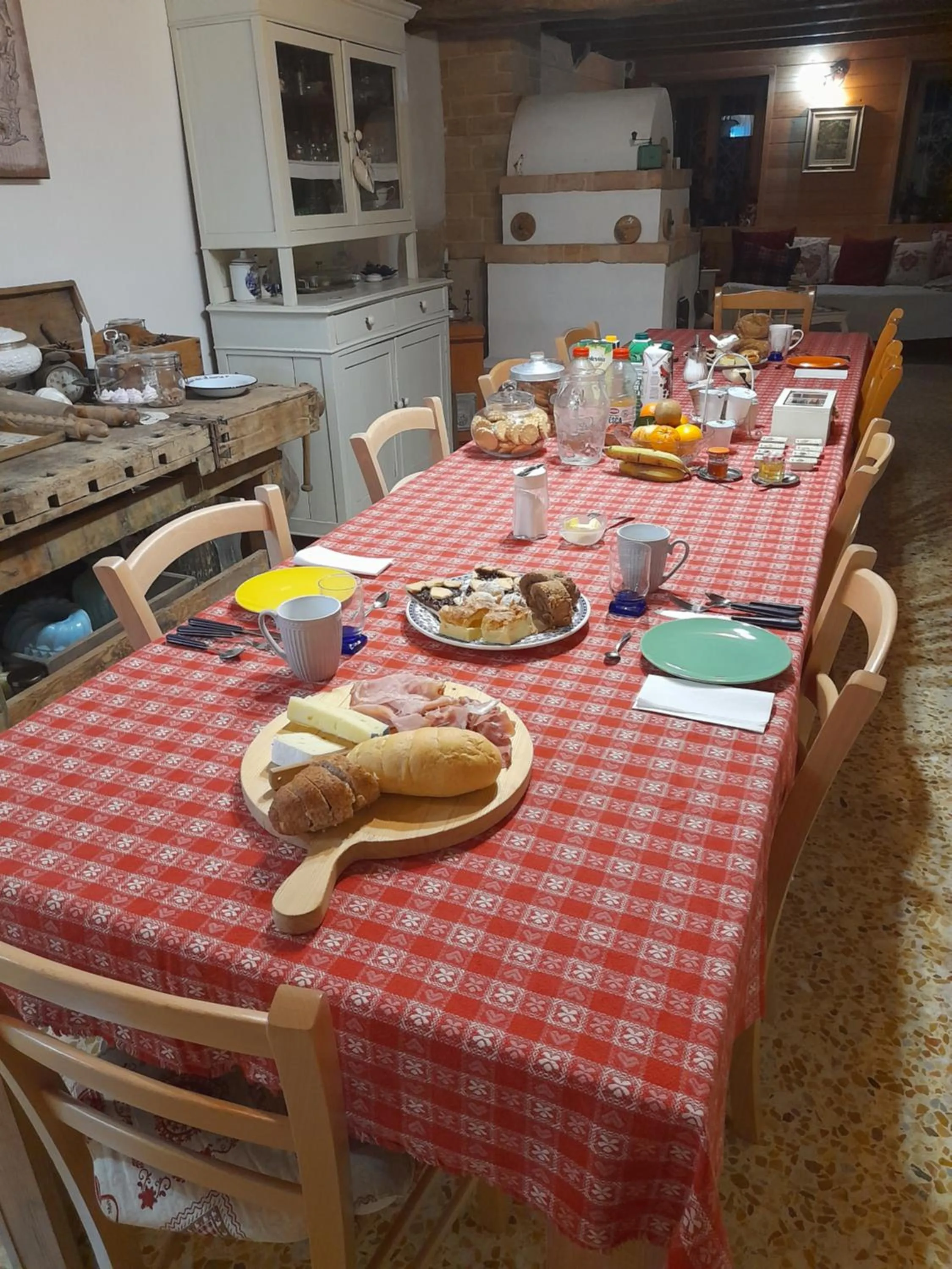 Breakfast in Casa 1885