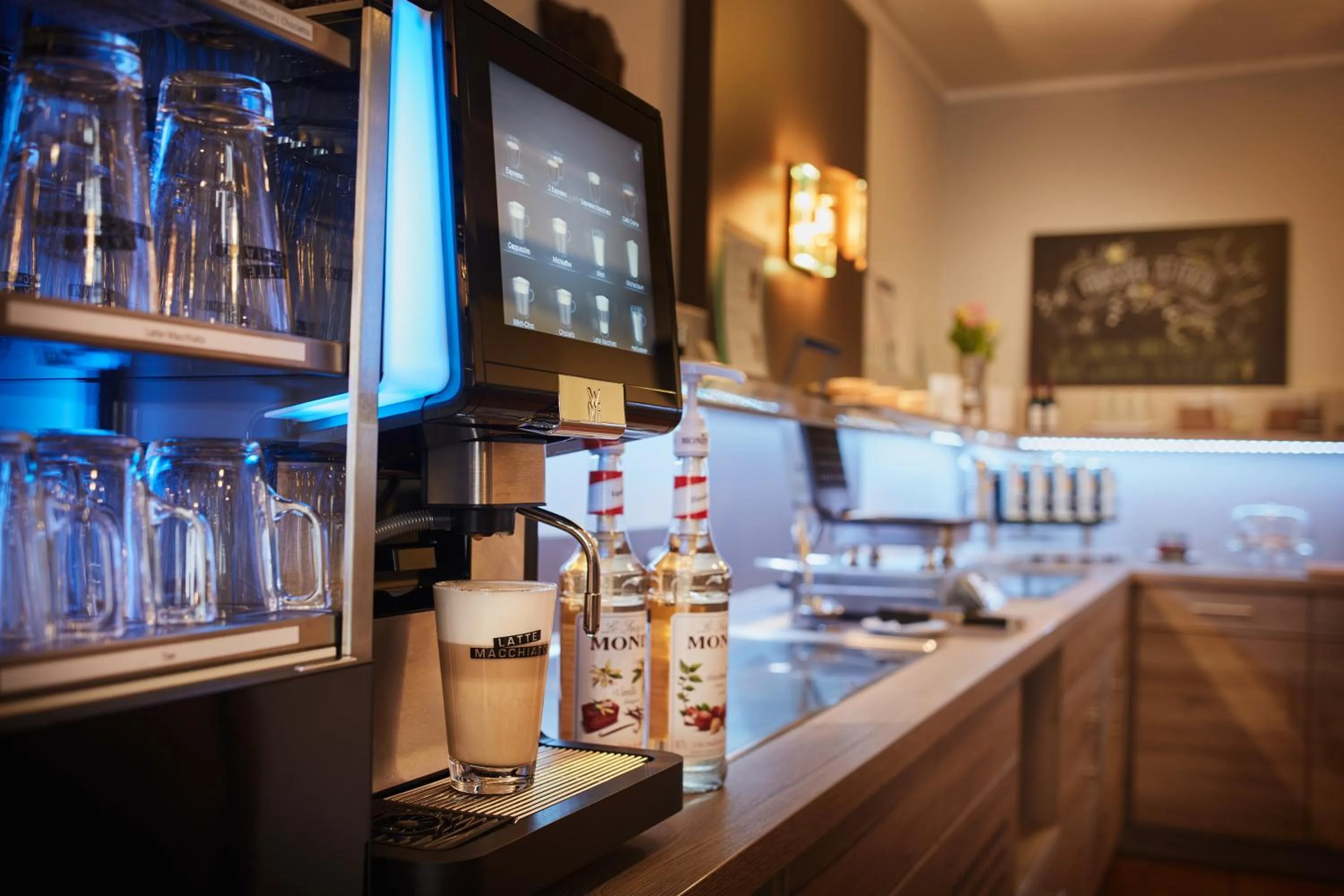 Food and drinks in Hotel Rose