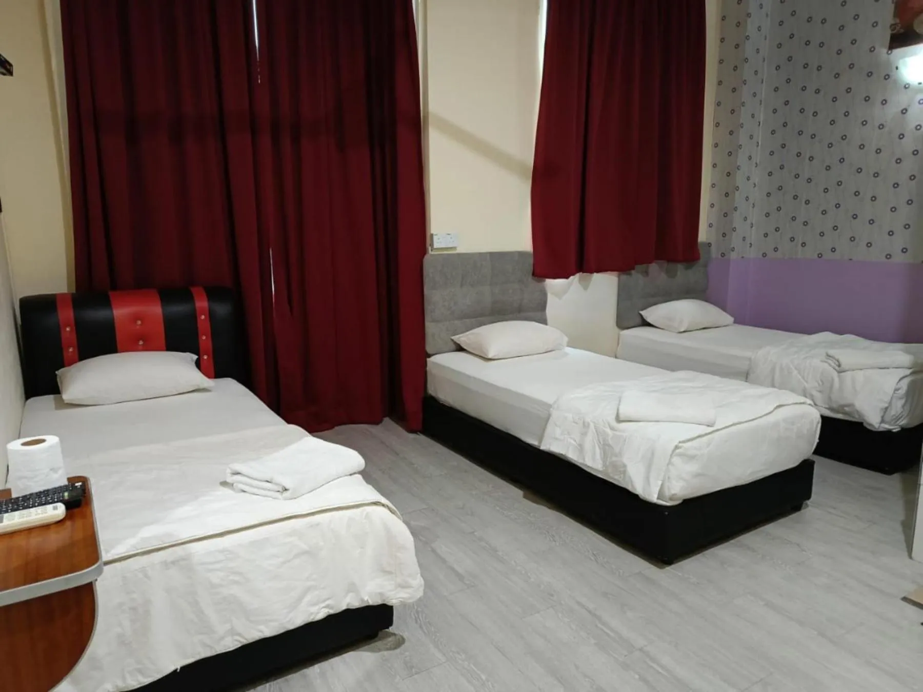 Bedroom, Bed in Hotel Bestari