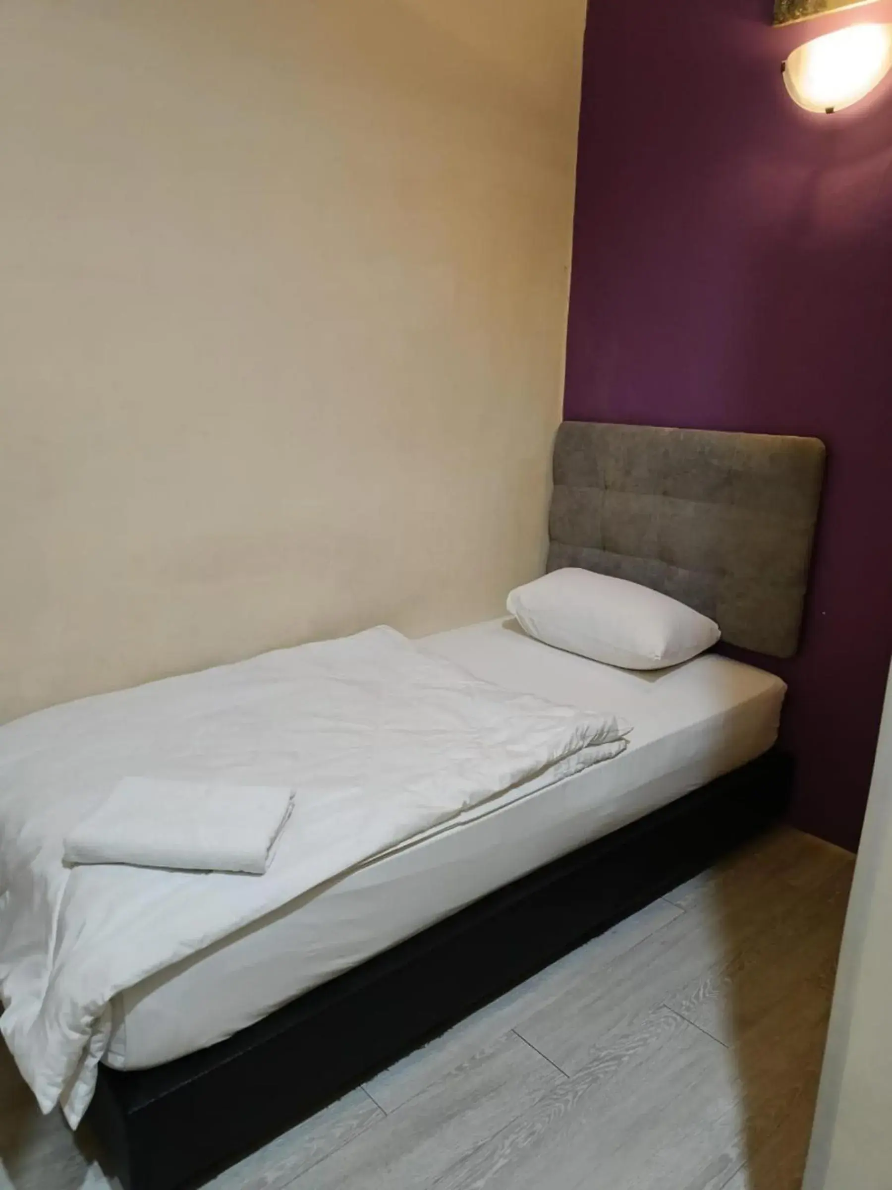 Standard Single Room in Hotel Bestari Standard Single Room in Hotel Bestari
