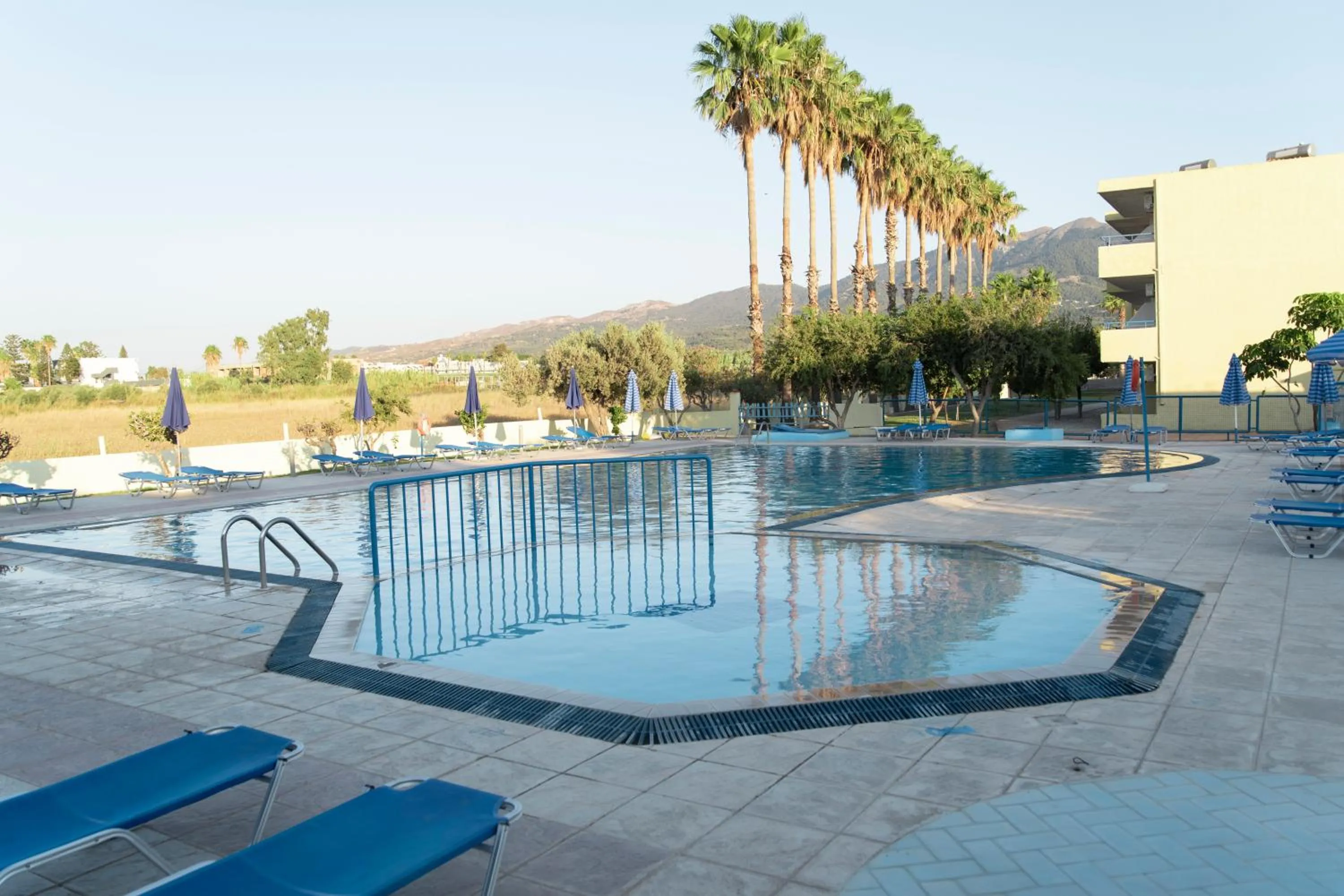 Swimming pool in Oasis Tigaki