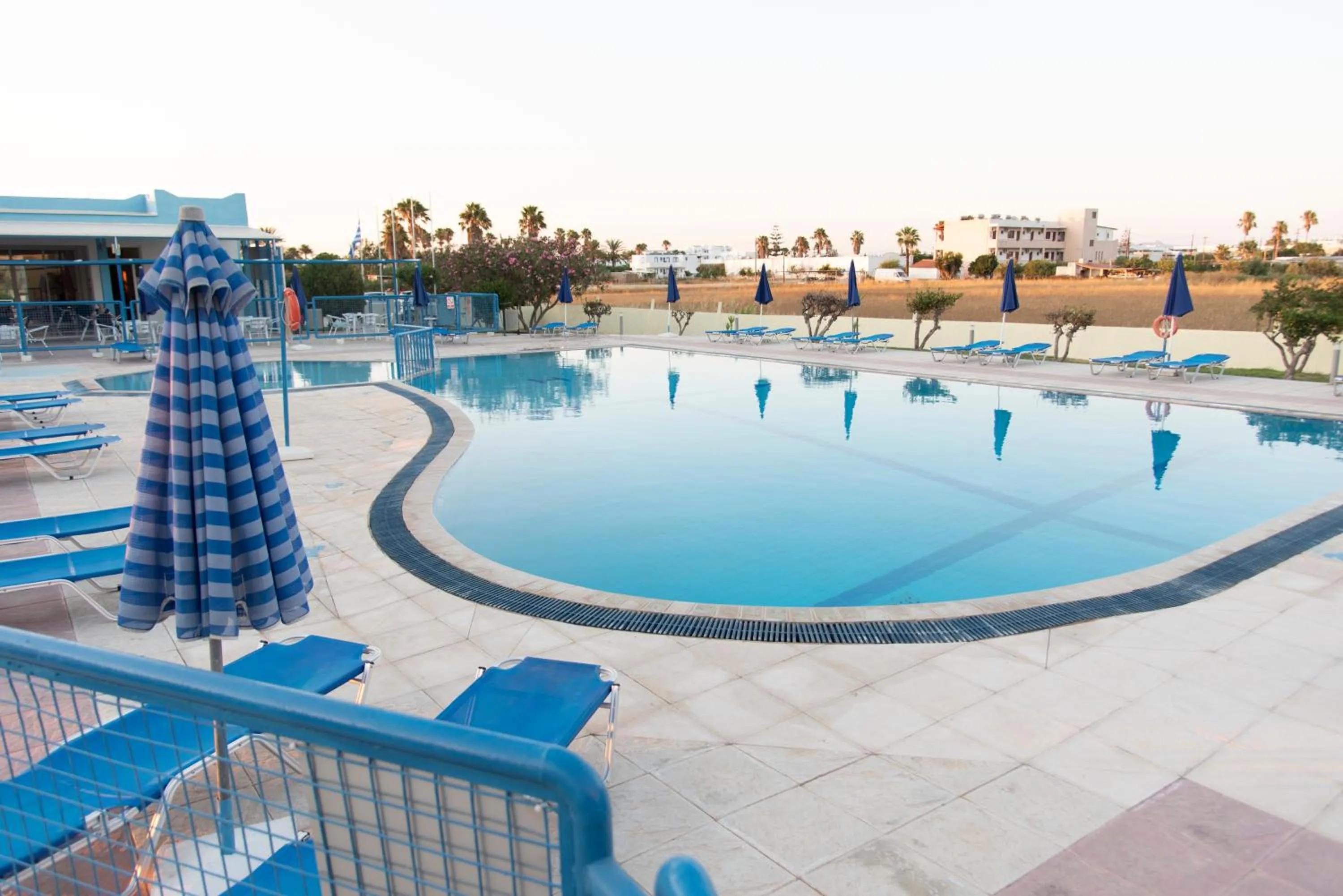Swimming pool in Oasis Tigaki