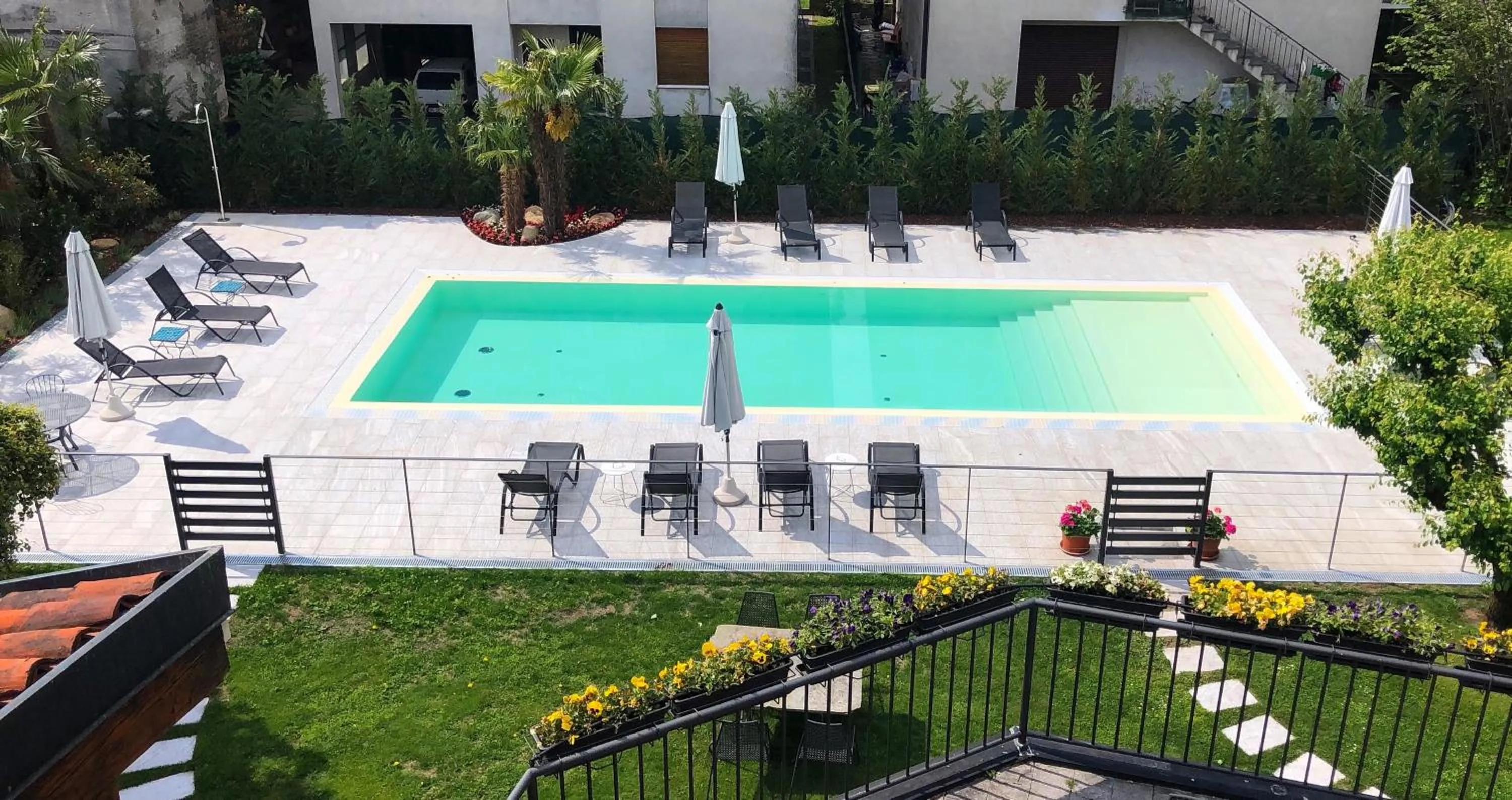 Swimming pool in Villa Costantina with heated POOL