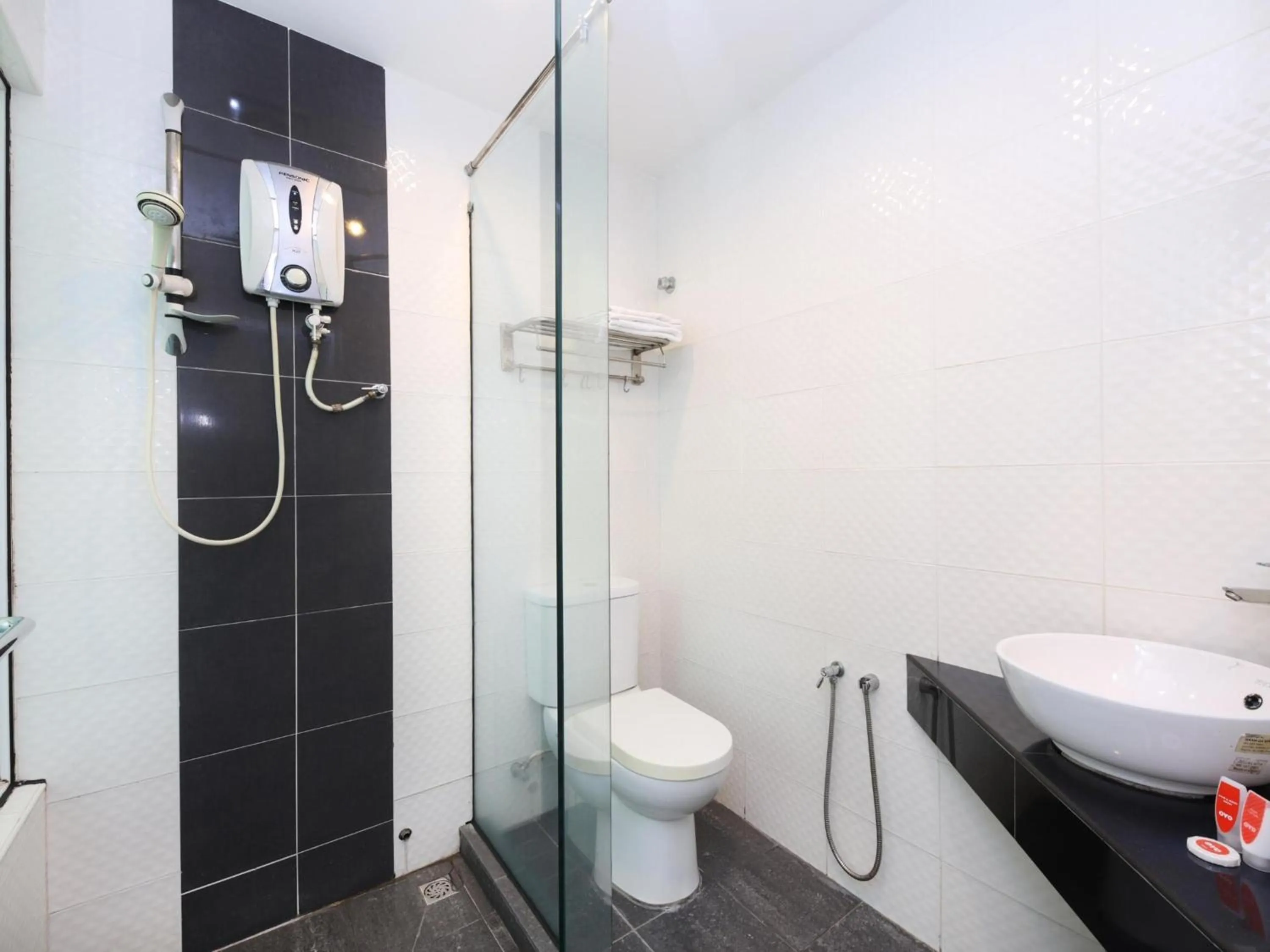 Bathroom in Hotel O Marvelton Hotel