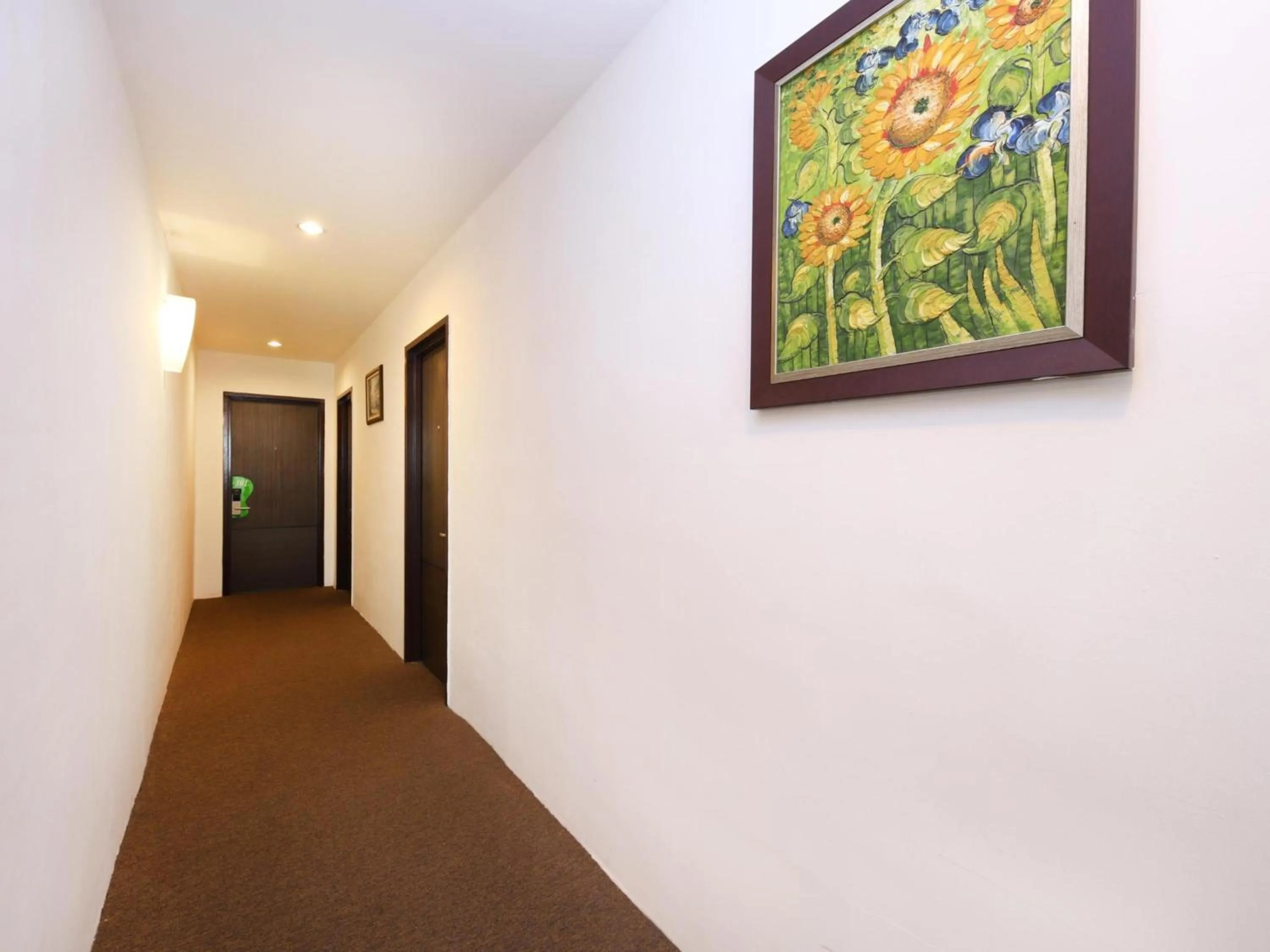 Lobby or reception in Hotel O Marvelton Hotel