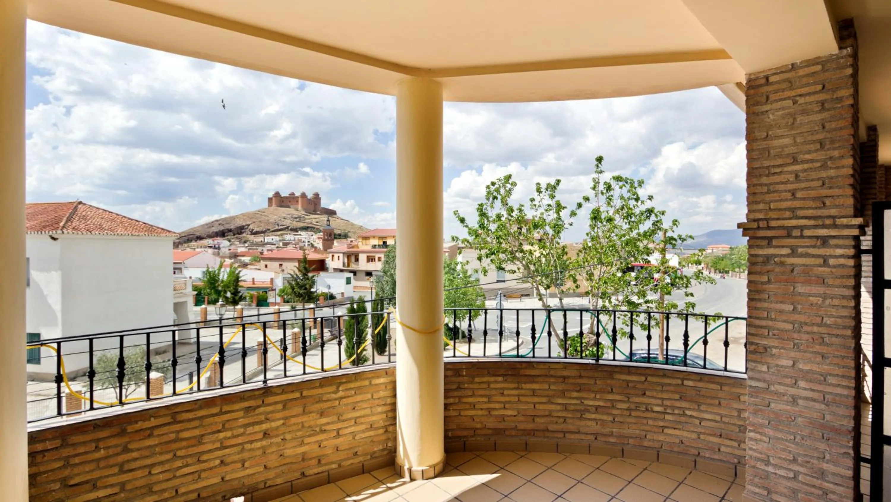 Balcony/Terrace in LABELLA - Hostal Rural Restaurante