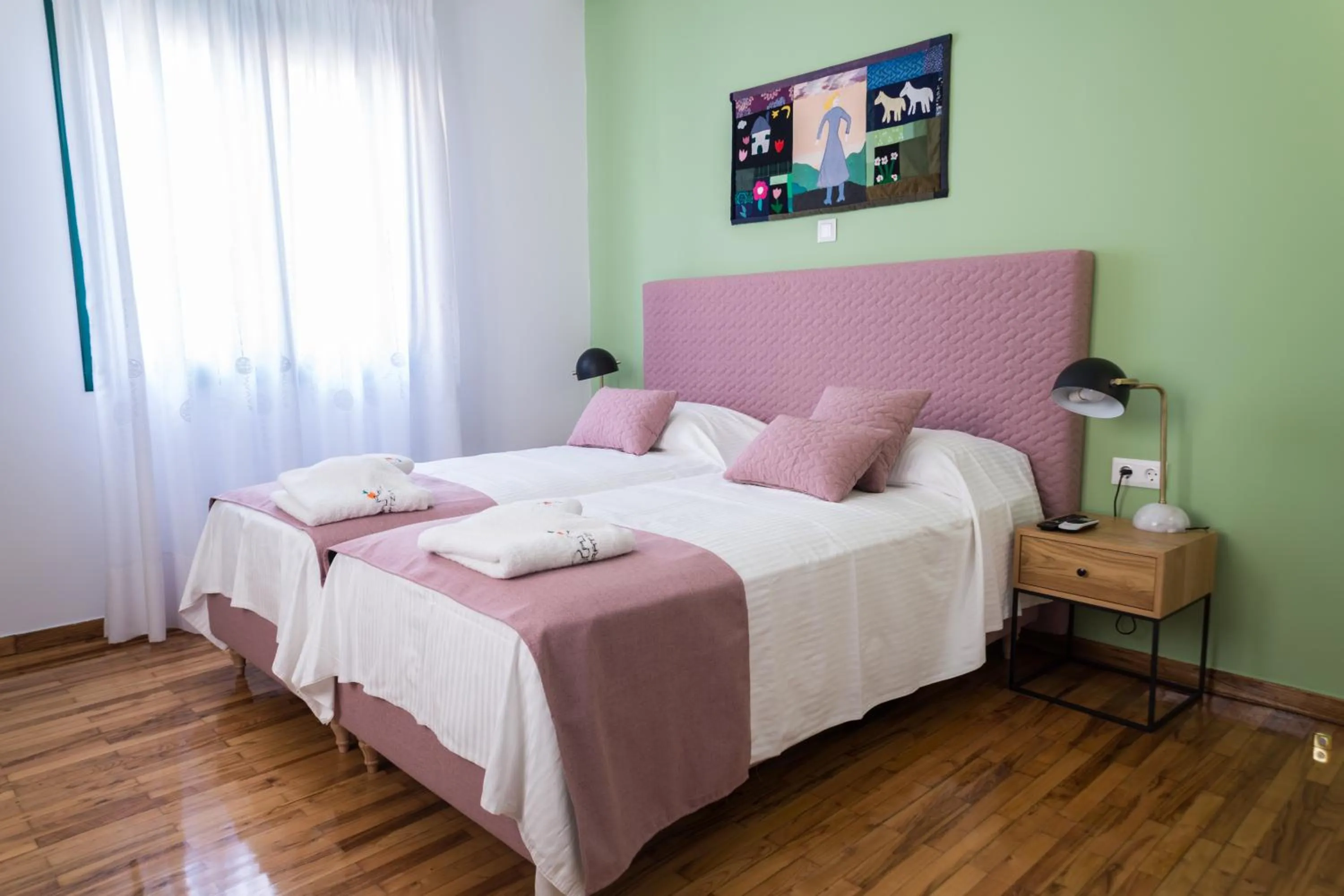 Photo of the whole room, Bed in Neratzia Rooms