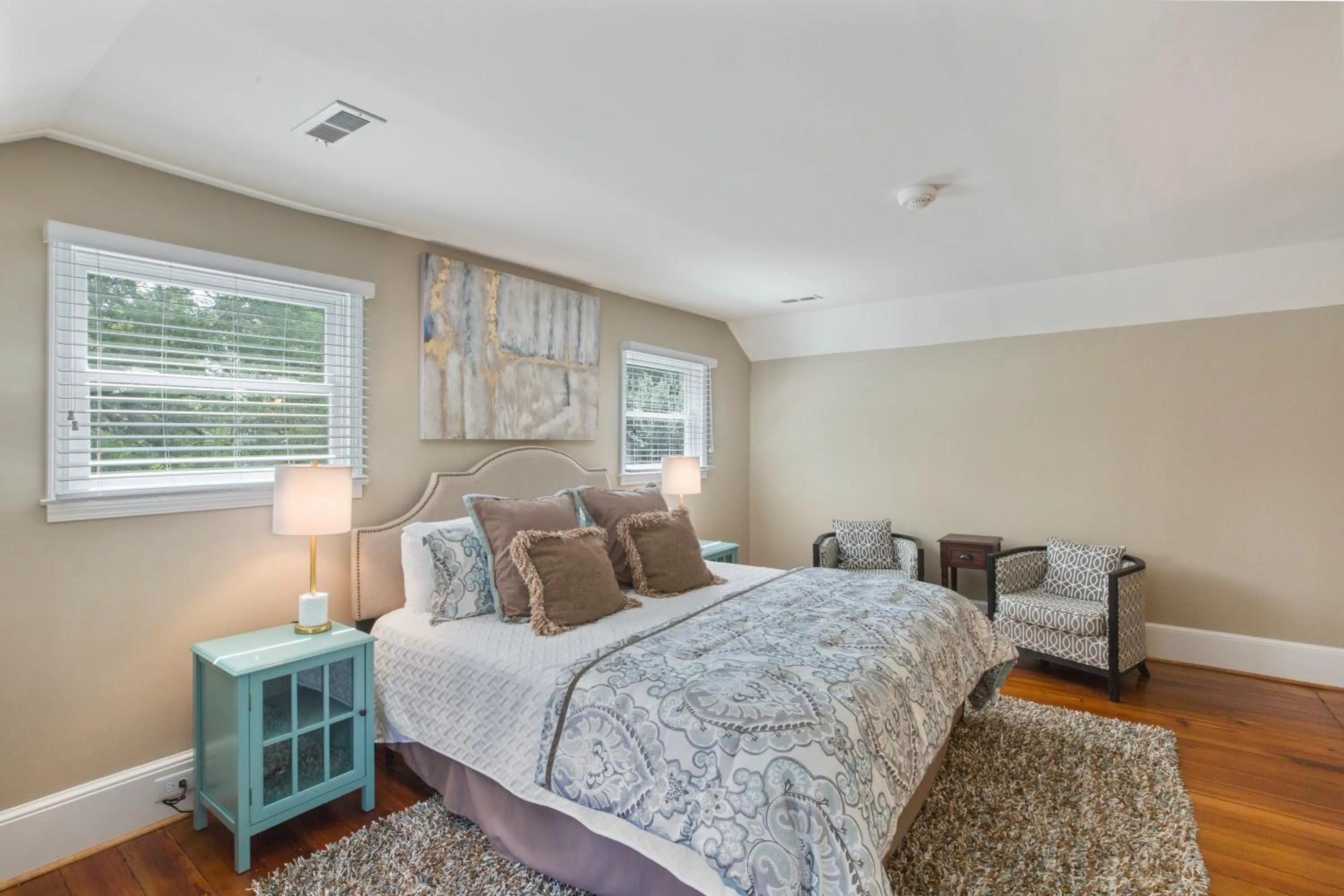 Bed in Liberty Hall Bed and Breakfast