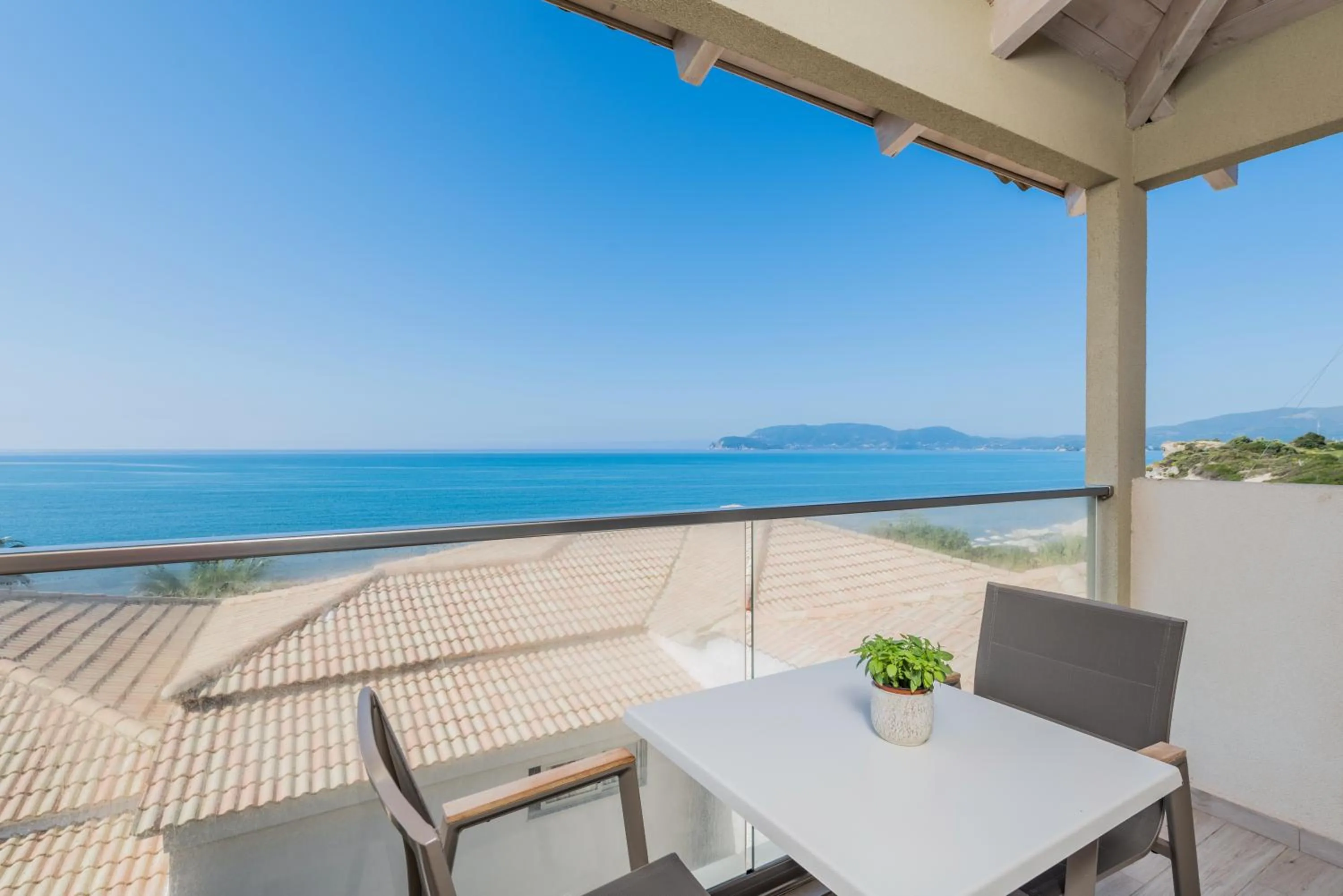 Balcony/Terrace in Crystal Beach Hotel