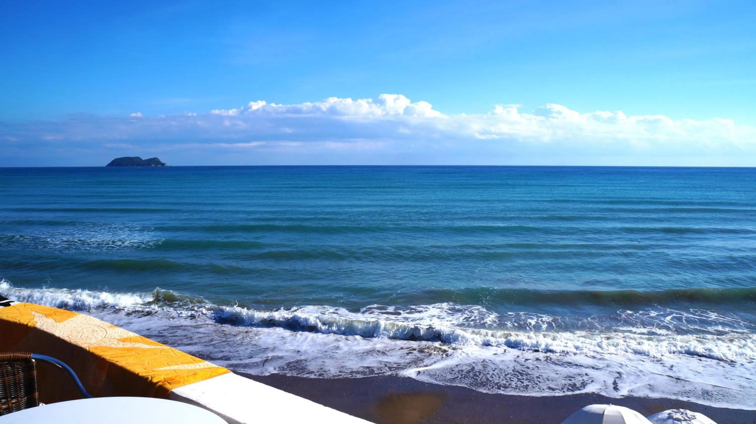 Day in Crystal Beach Hotel