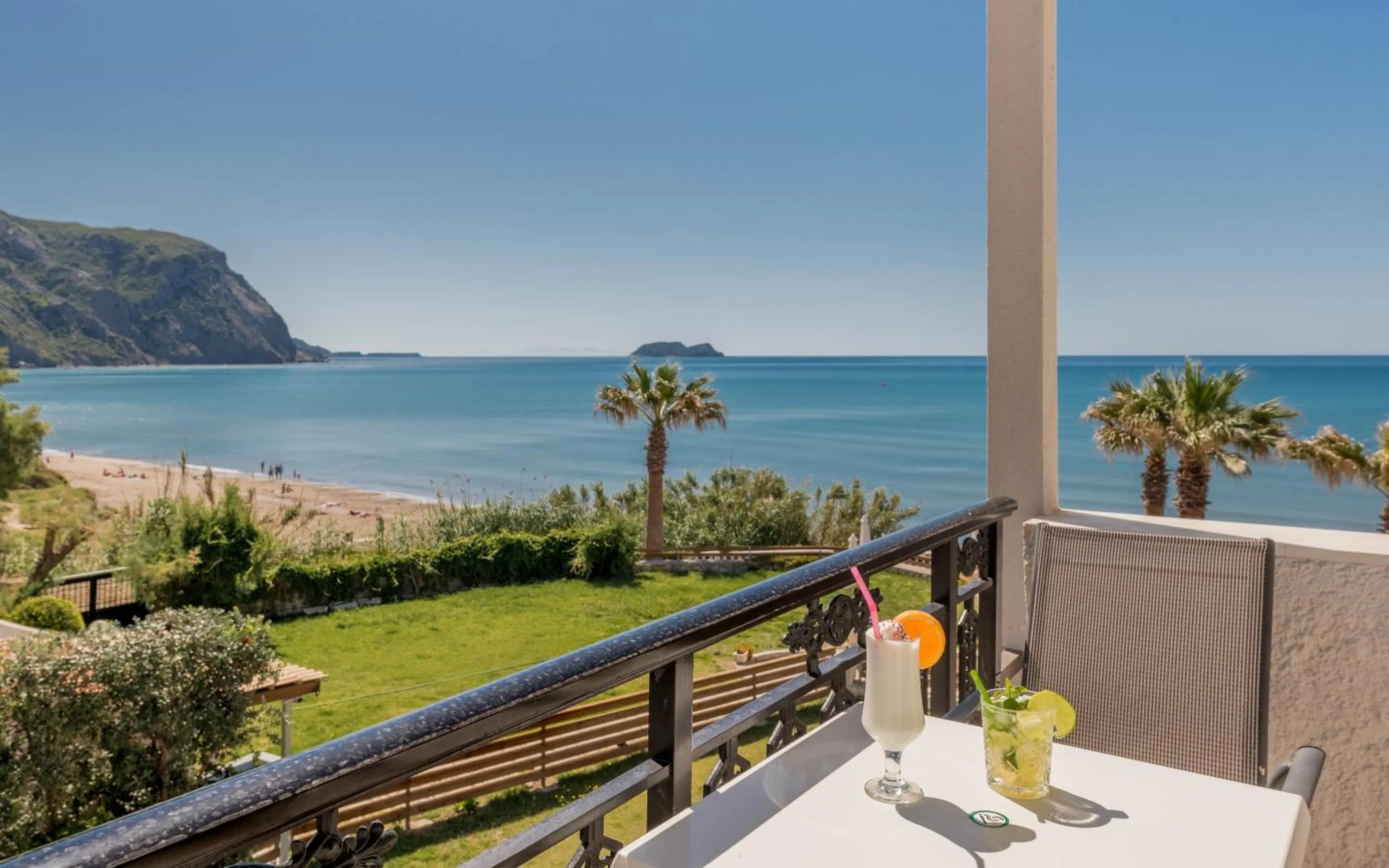 Balcony/Terrace in Crystal Beach Hotel